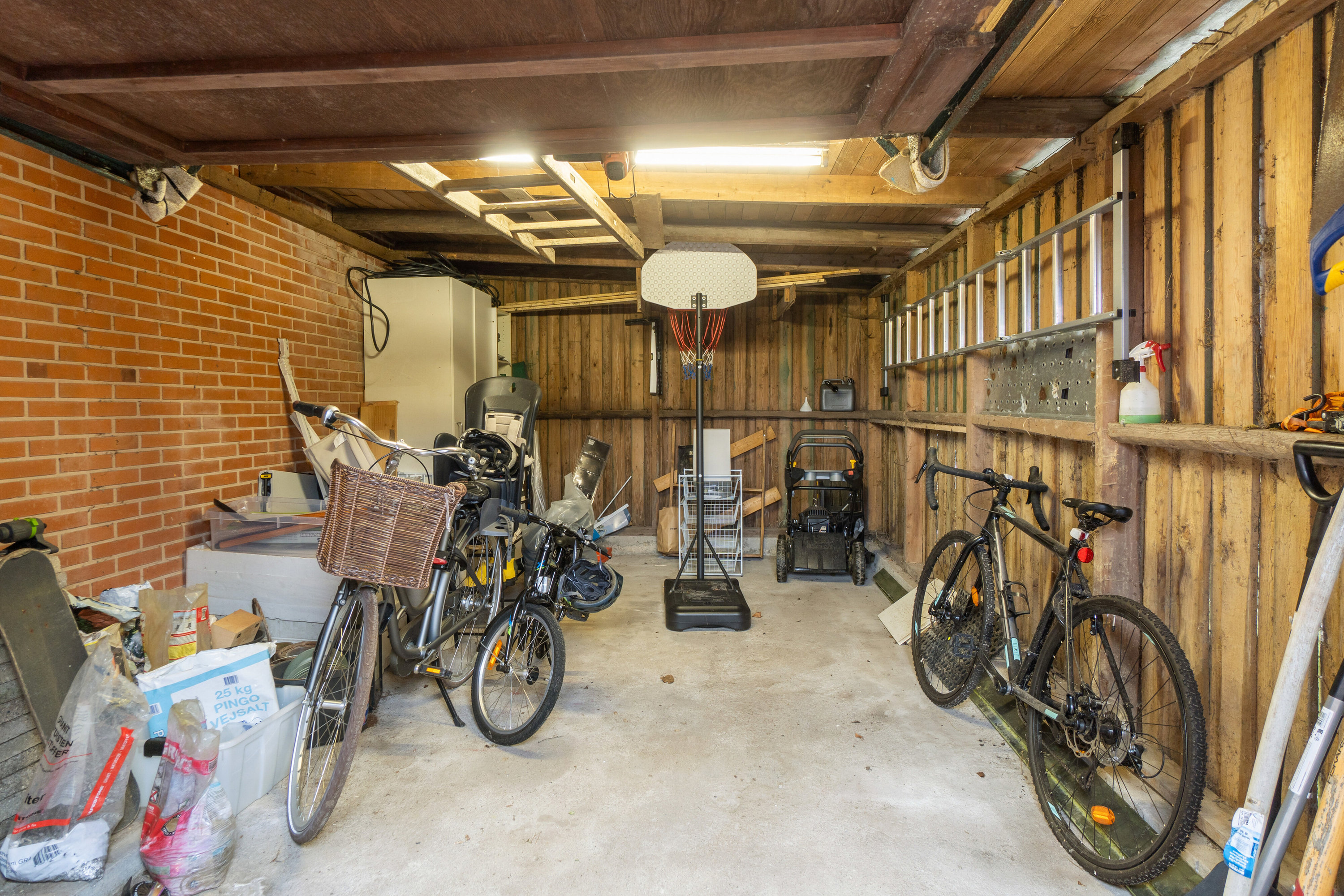 Fremhævet garage billede i fuldskærmstilstand. Billede af Flakkebjerg Birkevej 9, Flakkebjerg, 4200 Slagelse