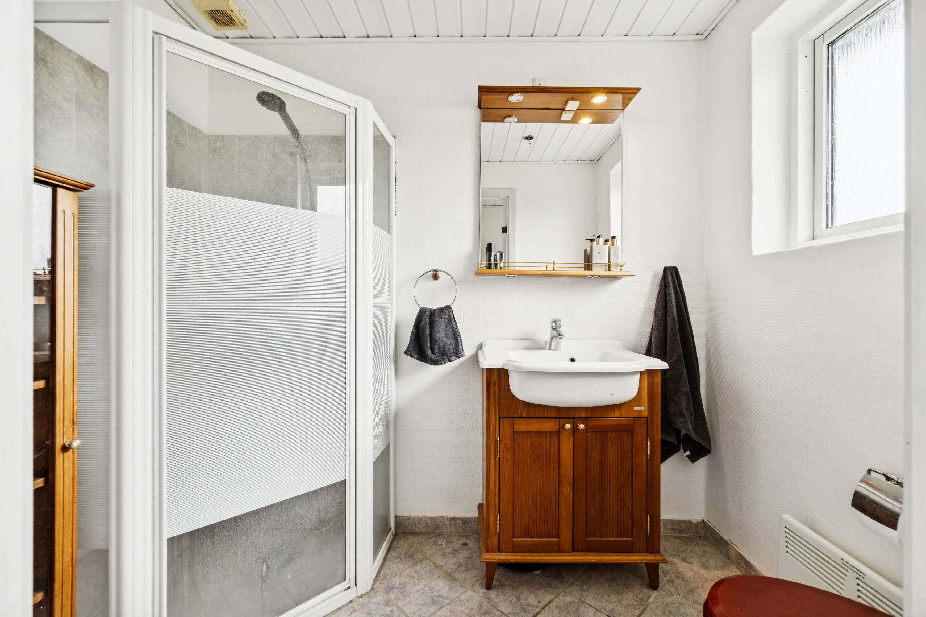 Fremhævet badeværelse billede i fuldskærmstilstand. Billede af Bundgårdsvej 9B, Kjeldbjerg, 7800 Skive