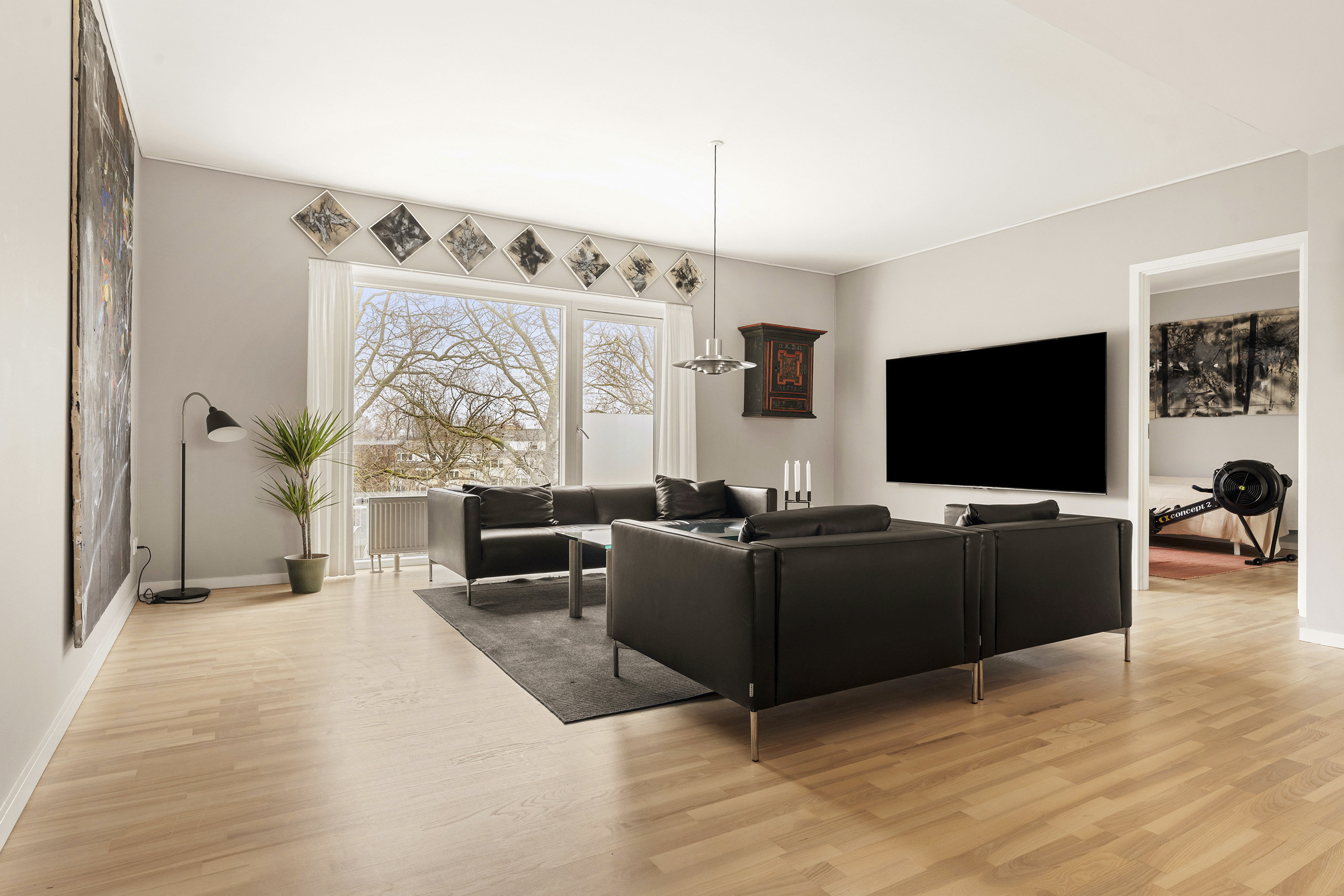 Fremhævet stue billede i fuldskærmstilstand. Billede af Linde Alle 1, 1. 1., 2850 Nærum