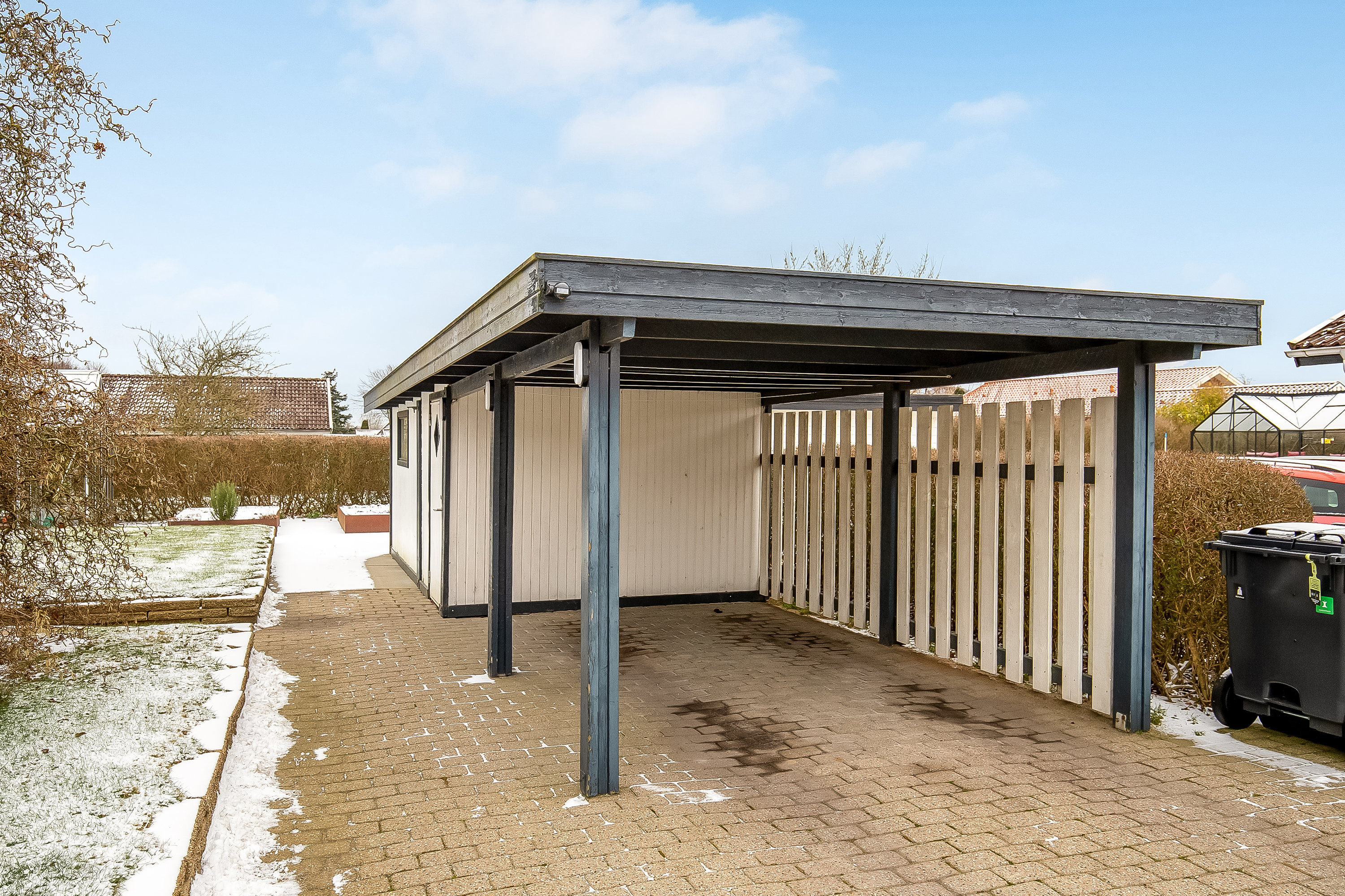 Fremhævet carport billede i fuldskærmstilstand. Billede af Brombærvænget 1, Vonsild, 6000 Kolding
