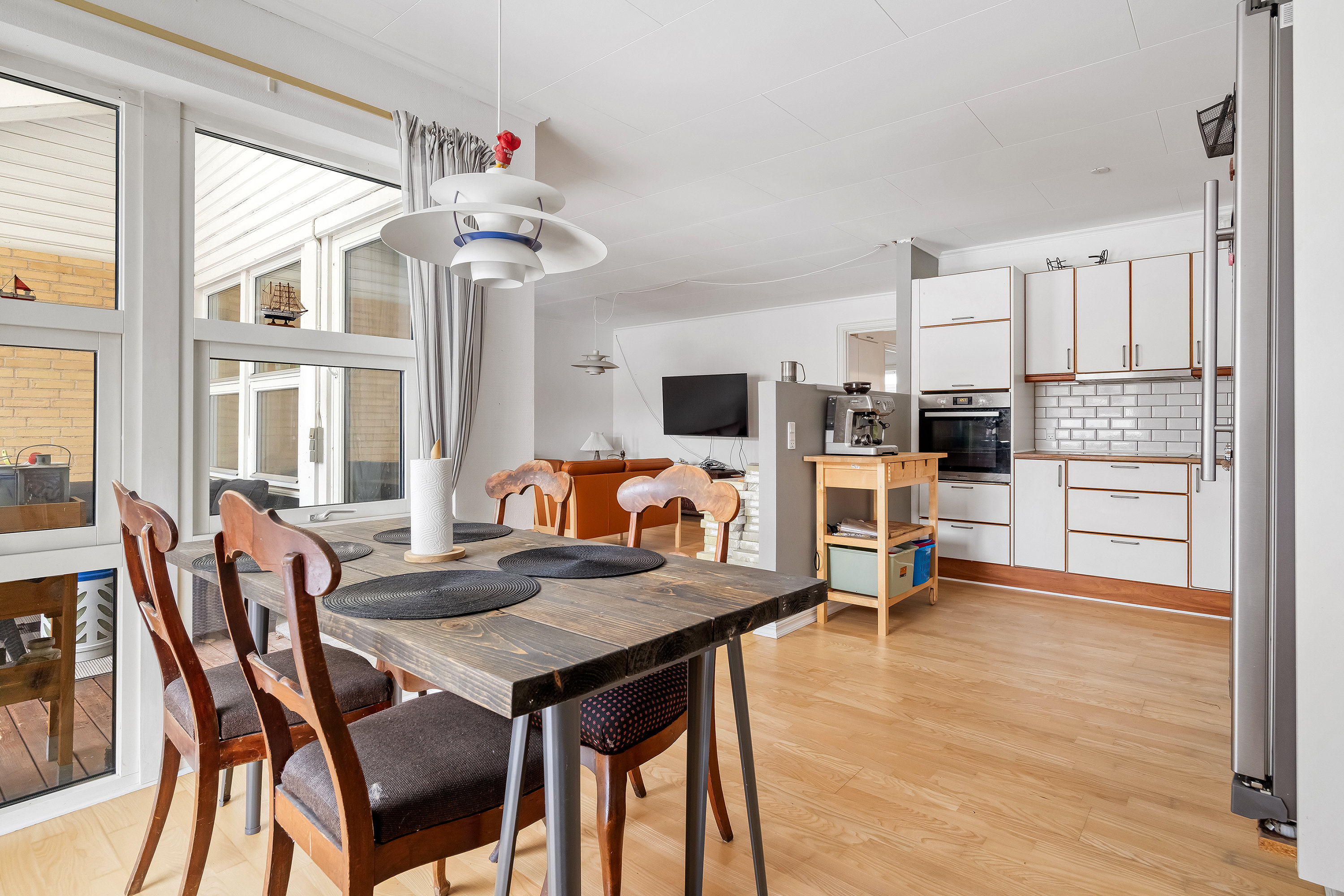 Fremhævet køkken billede i fuldskærmstilstand. Billede af Kocksvej 11A, 3600 Frederikssund