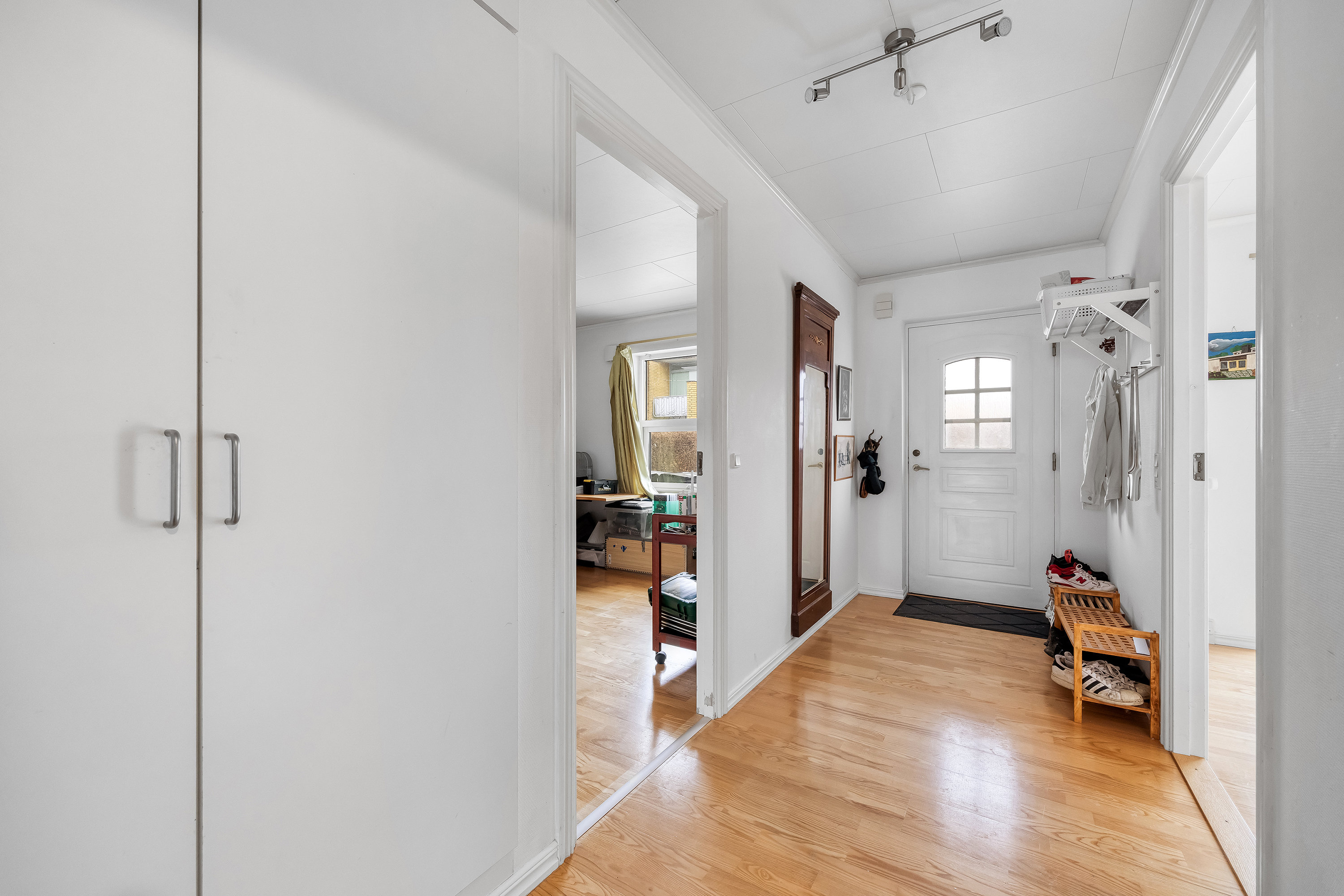 Fremhævet entré billede i fuldskærmstilstand. Billede af Kocksvej 11A, 3600 Frederikssund