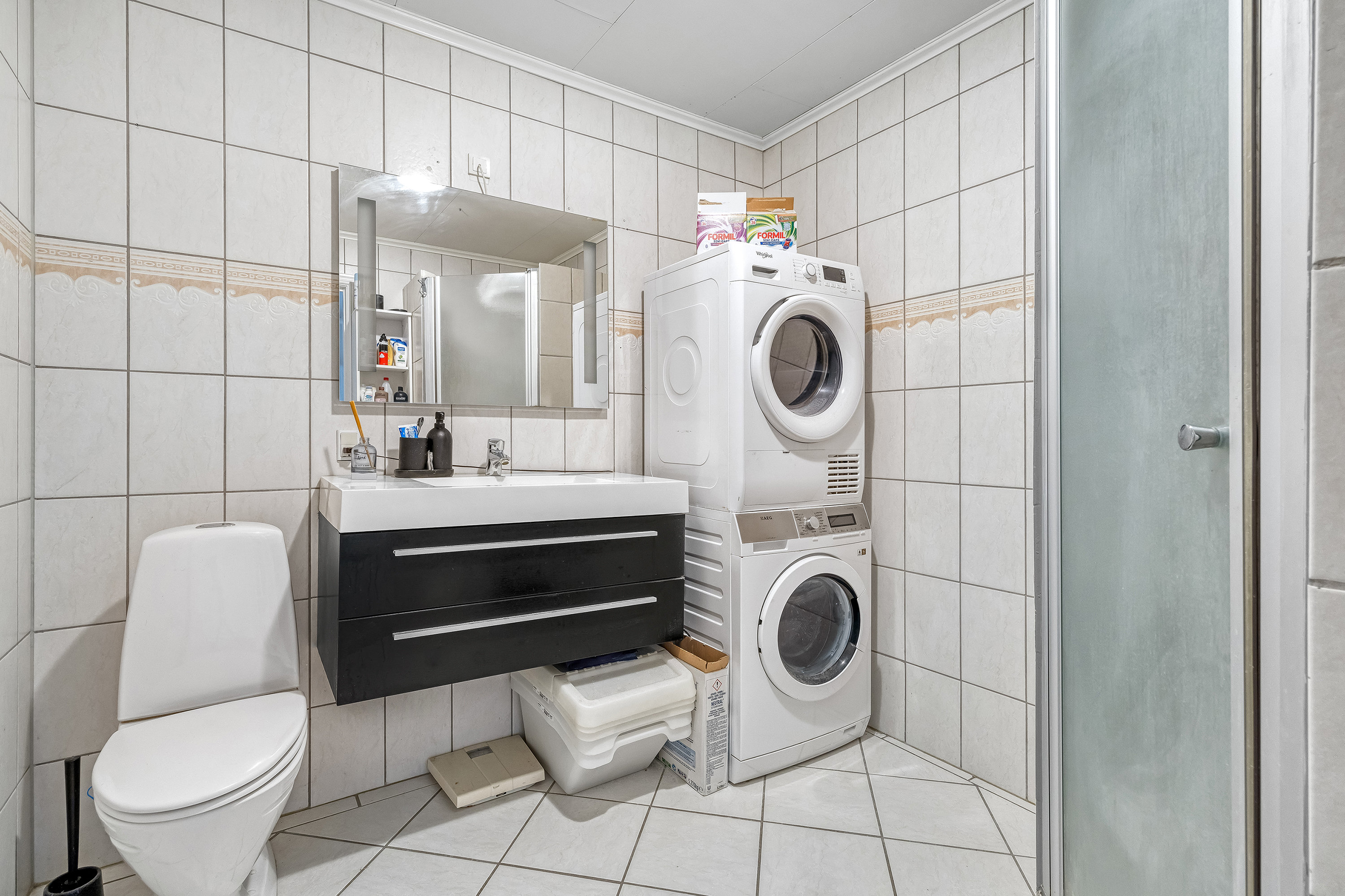 Fremhævet badeværelse billede i fuldskærmstilstand. Billede af Kocksvej 11A, 3600 Frederikssund