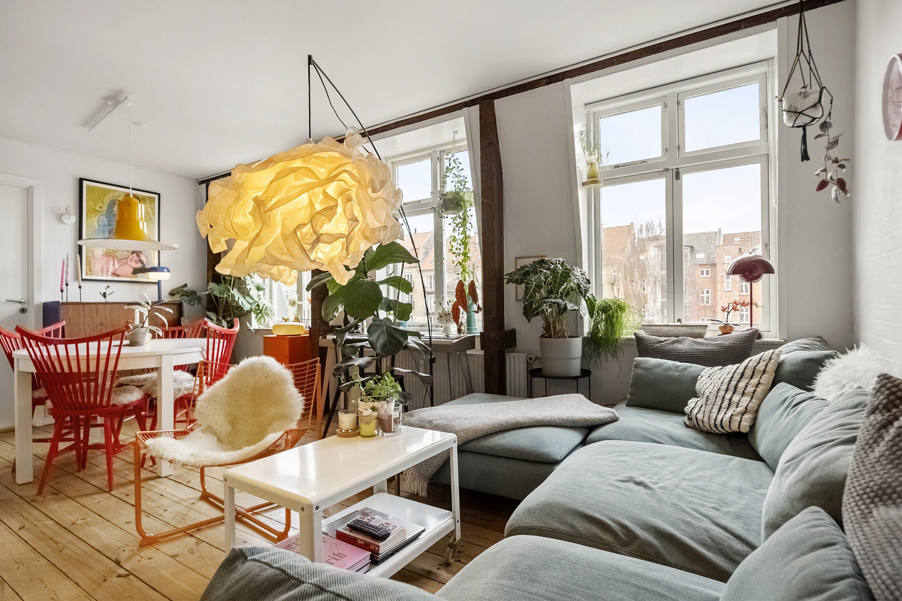 Fremhævet stue billede i fuldskærmstilstand. Billede af Gyldenløvesgade 8, 2. th., Trøjborg , 8200 Aarhus N