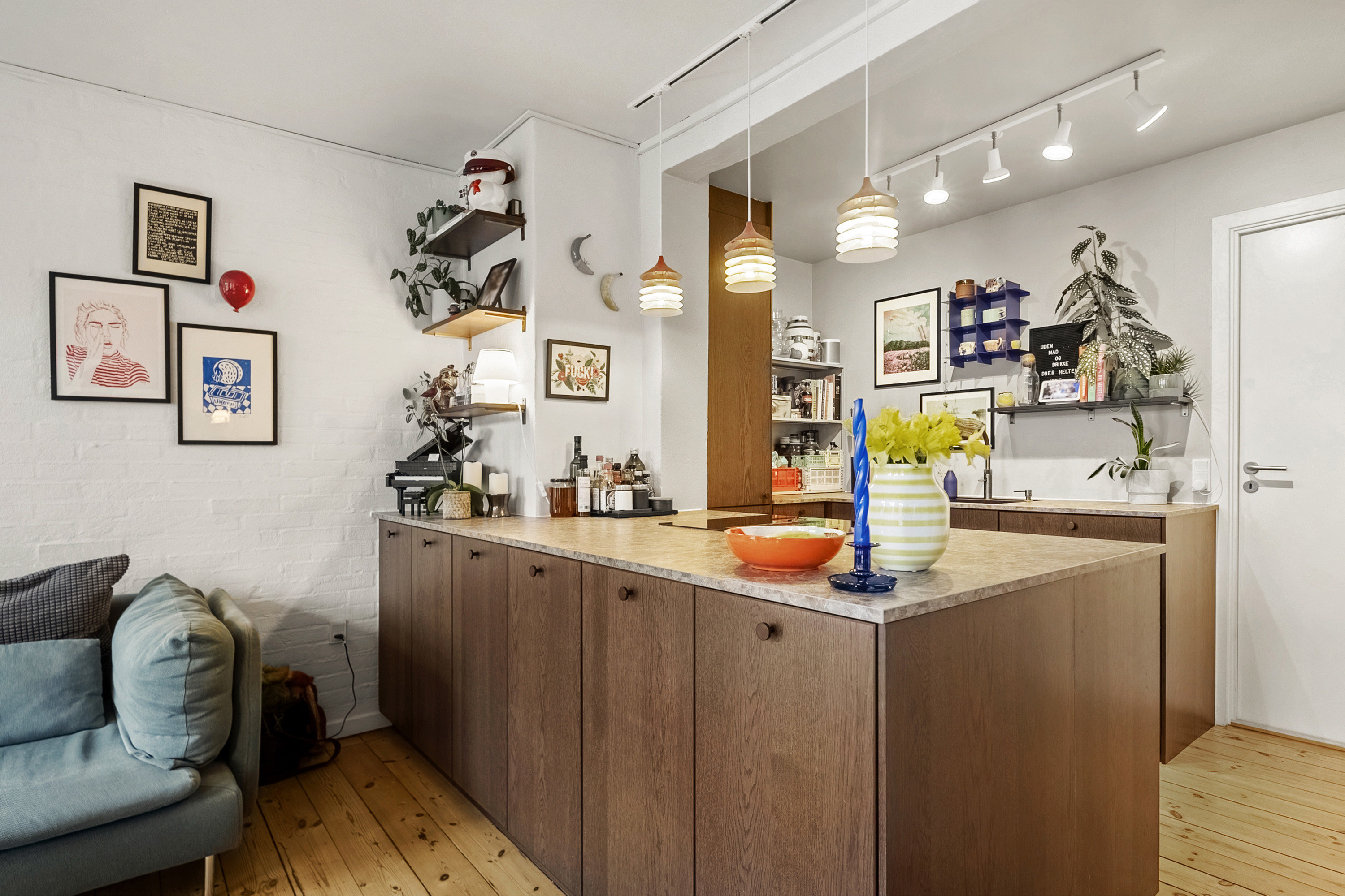 Fremhævet stue billede i fuldskærmstilstand. Billede af Gyldenløvesgade 8, 2. th., Trøjborg , 8200 Aarhus N