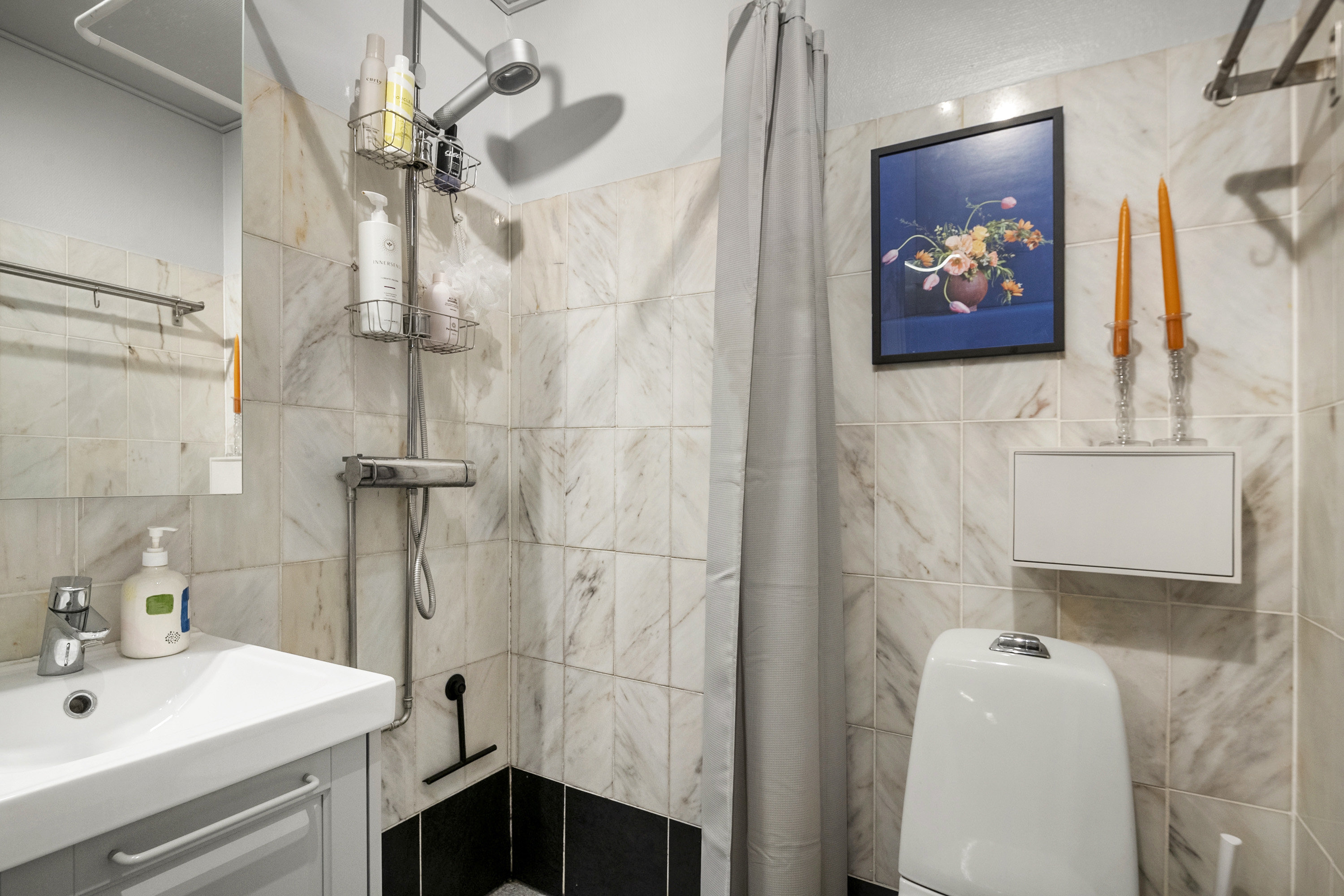 Fremhævet badeværelse billede i fuldskærmstilstand. Billede af Gyldenløvesgade 8, 2. th., Trøjborg , 8200 Aarhus N