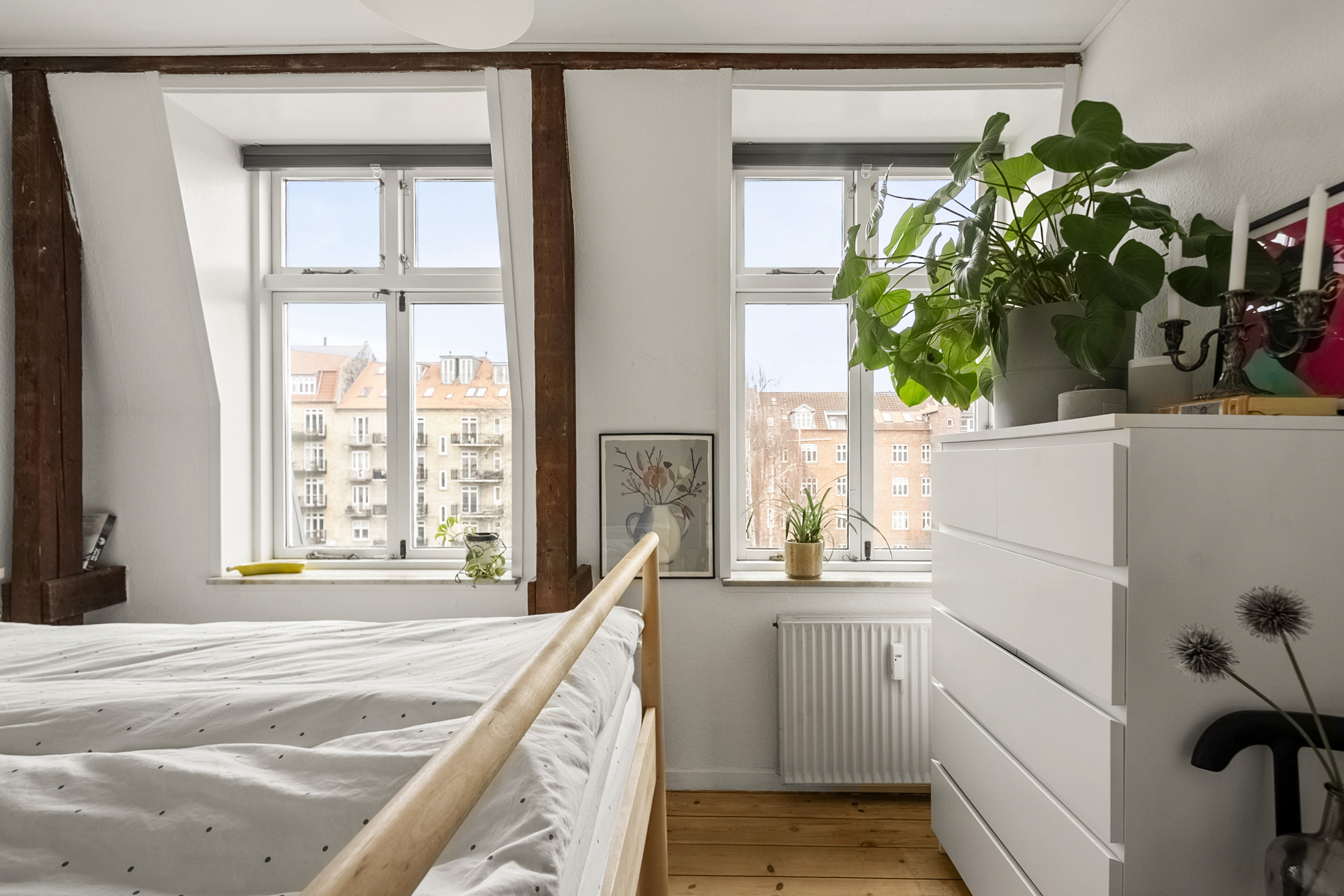 Fremhævet soveværelse billede i fuldskærmstilstand. Billede af Gyldenløvesgade 8, 2. th., Trøjborg , 8200 Aarhus N