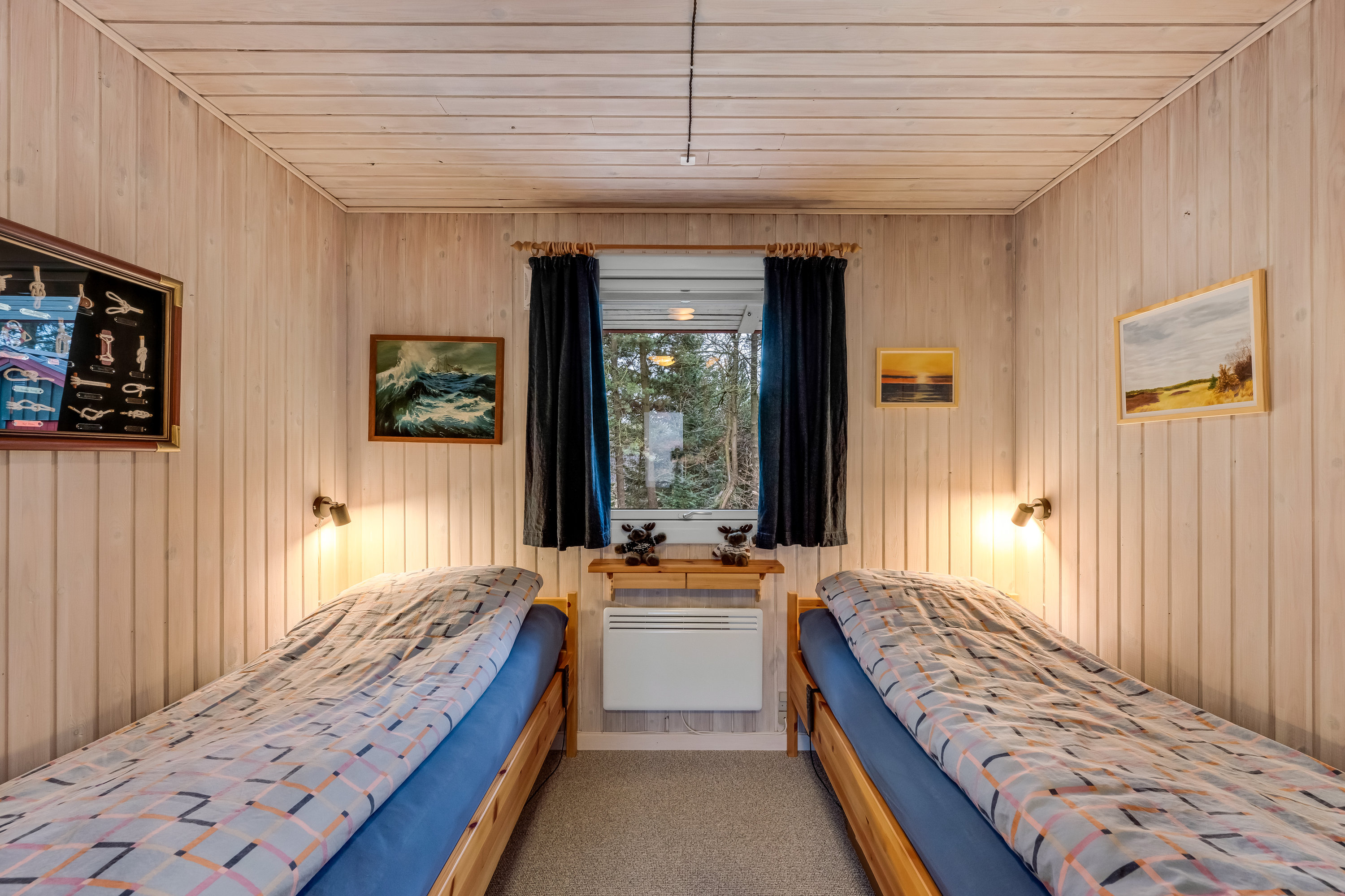 Fremhævet værelse billede i fuldskærmstilstand. Billede af Rævekrogen 5, 6893 Hemmet