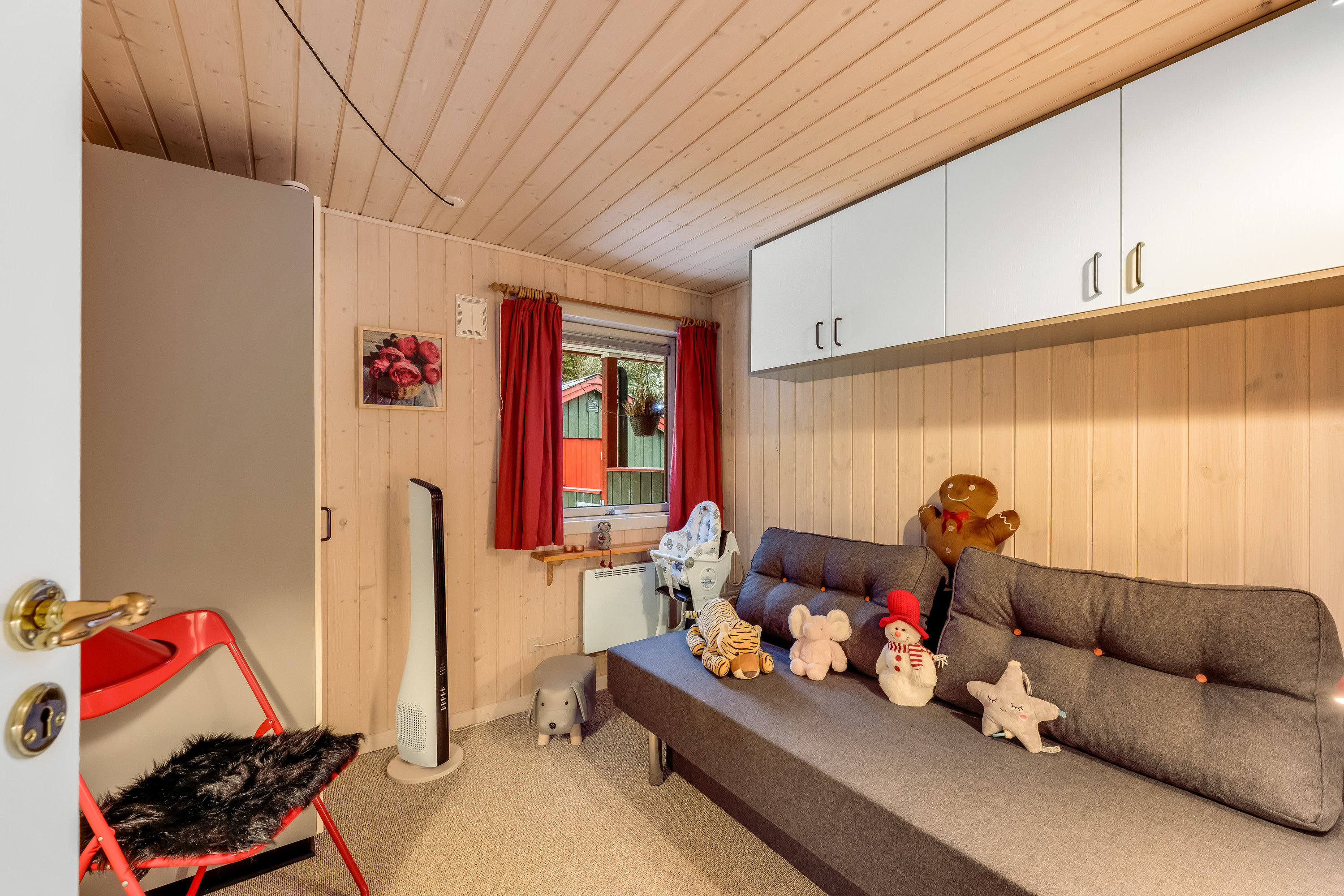 Fremhævet værelse billede i fuldskærmstilstand. Billede af Rævekrogen 5, 6893 Hemmet