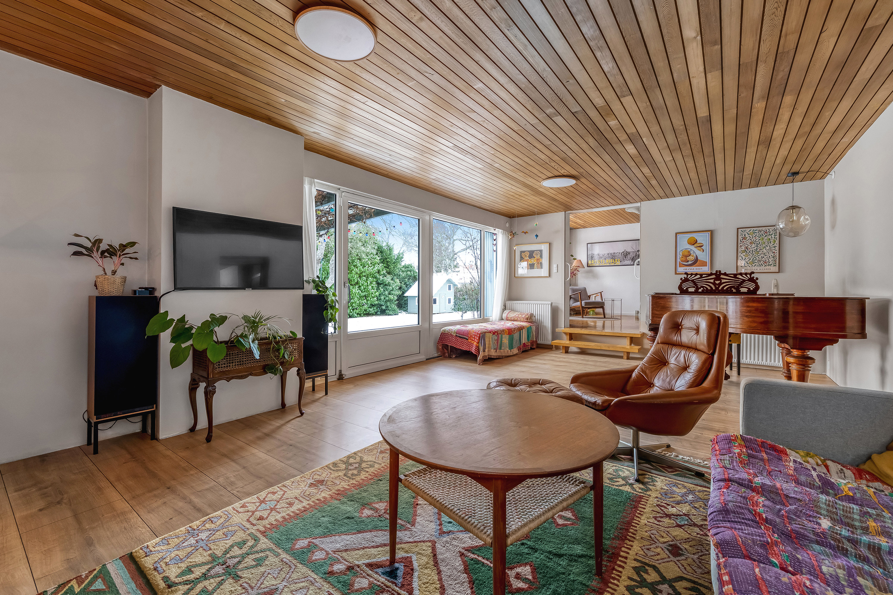 Fremhævet stue billede i fuldskærmstilstand. Billede af Færgevej 77, 3600 Frederikssund