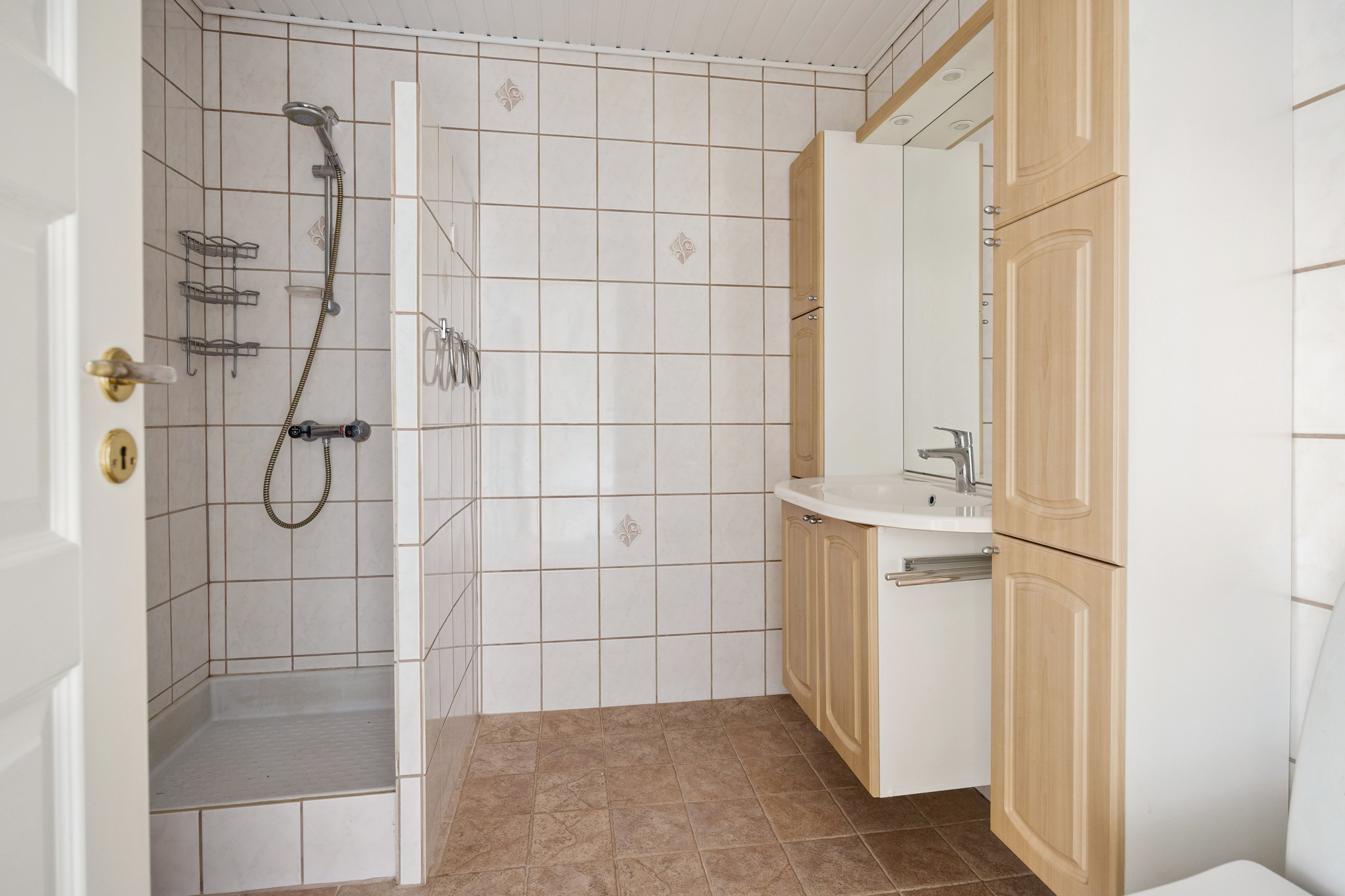 Fremhævet badeværelse billede i fuldskærmstilstand. Billede af Arkildsdal 2, st.., 9400 Nørresundby