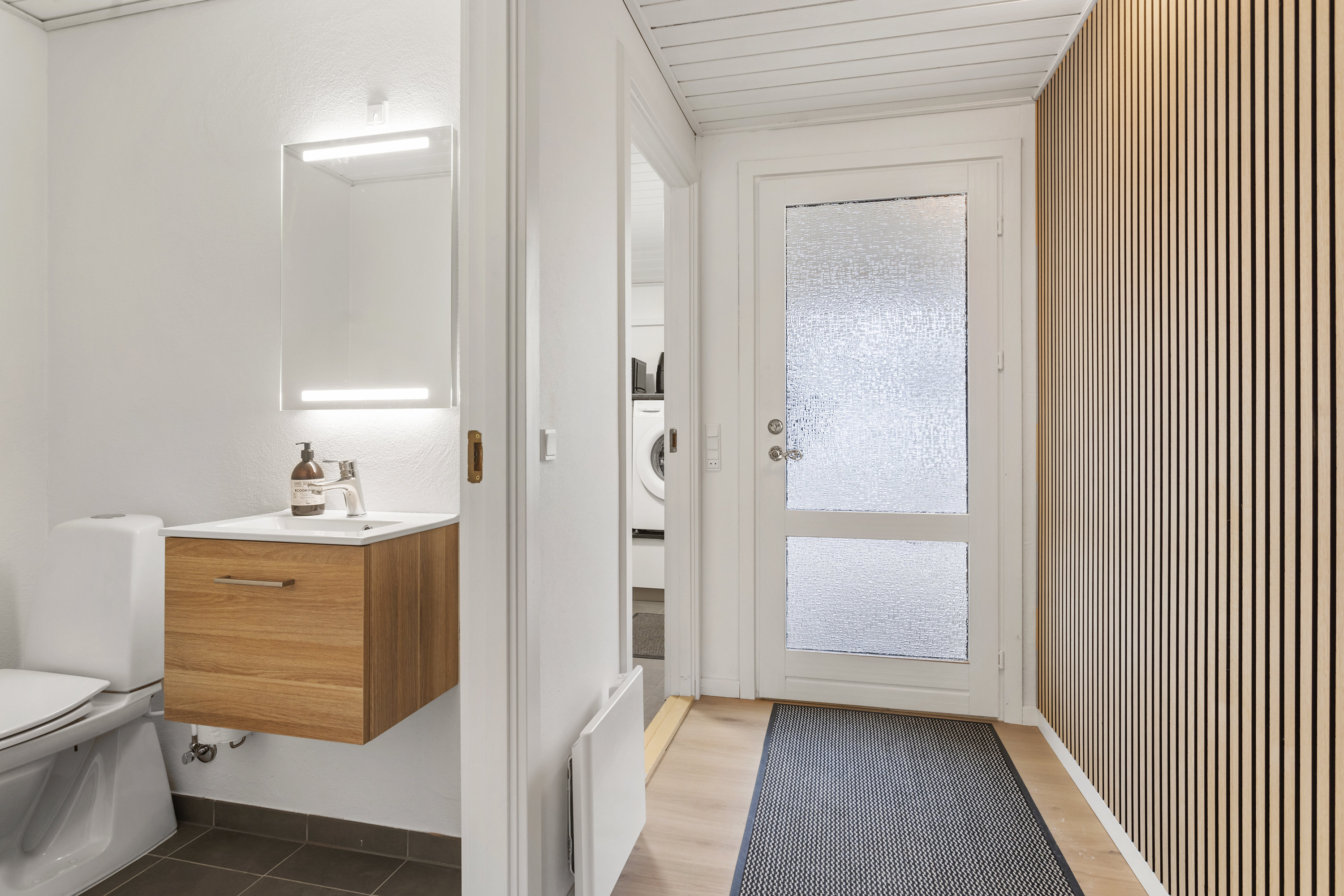 Fremhævet entré billede i fuldskærmstilstand. Billede af Sneppevej 3B, 9900 Frederikshavn