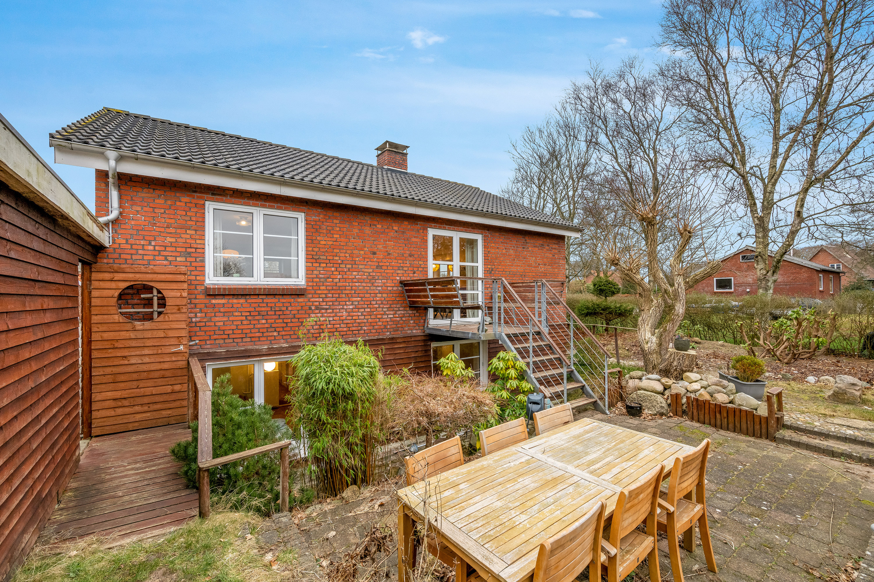 Fremhævet terrasse billede i fuldskærmstilstand. Billede af Lindevej 3, 6880 Tarm