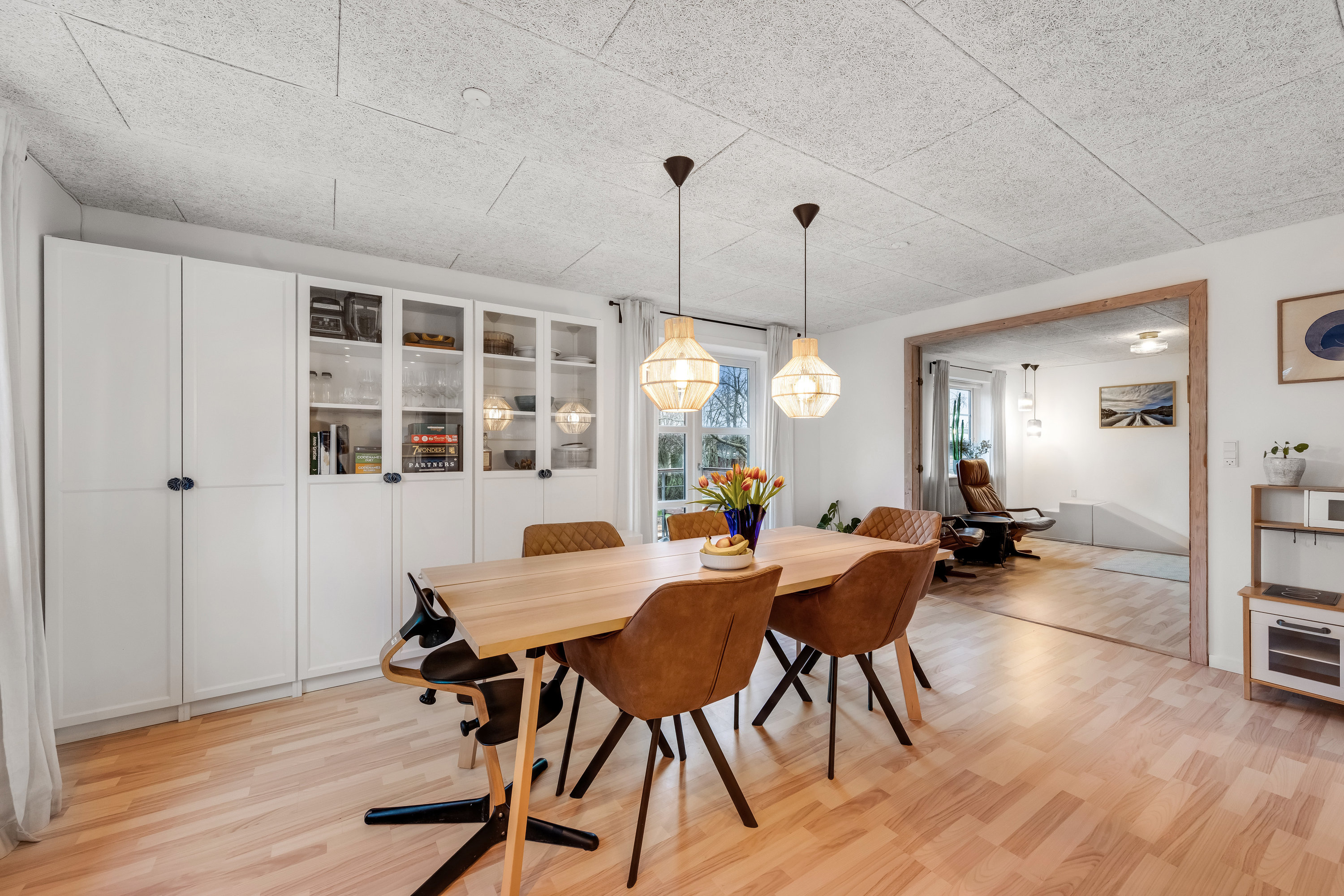 Fremhævet køkken/alrum billede i fuldskærmstilstand. Billede af Lindevej 3, 6880 Tarm