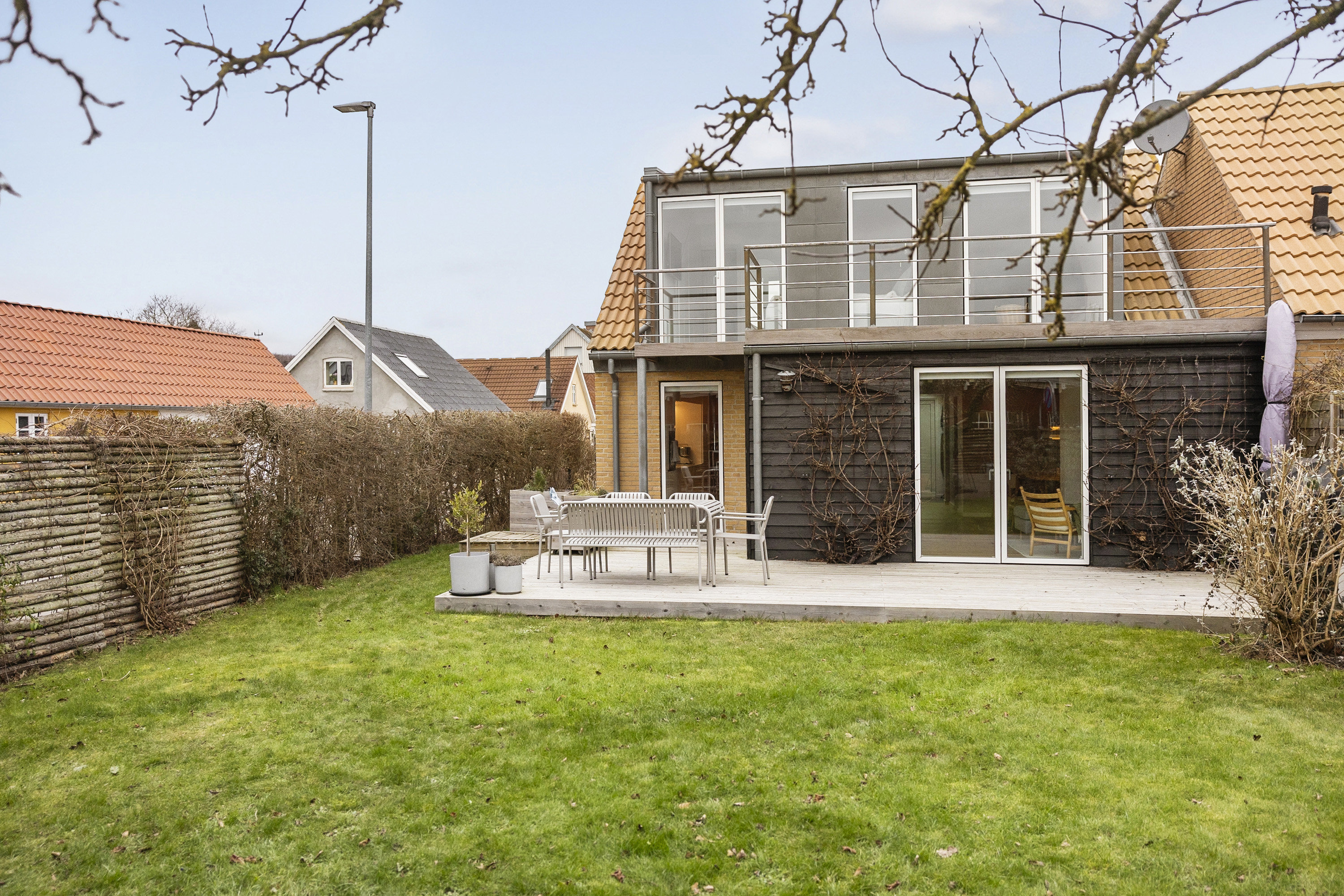 Fremhævet ejendommen billede i fuldskærmstilstand. Billede af Skolegade 2A, Hou, 8300 Odder