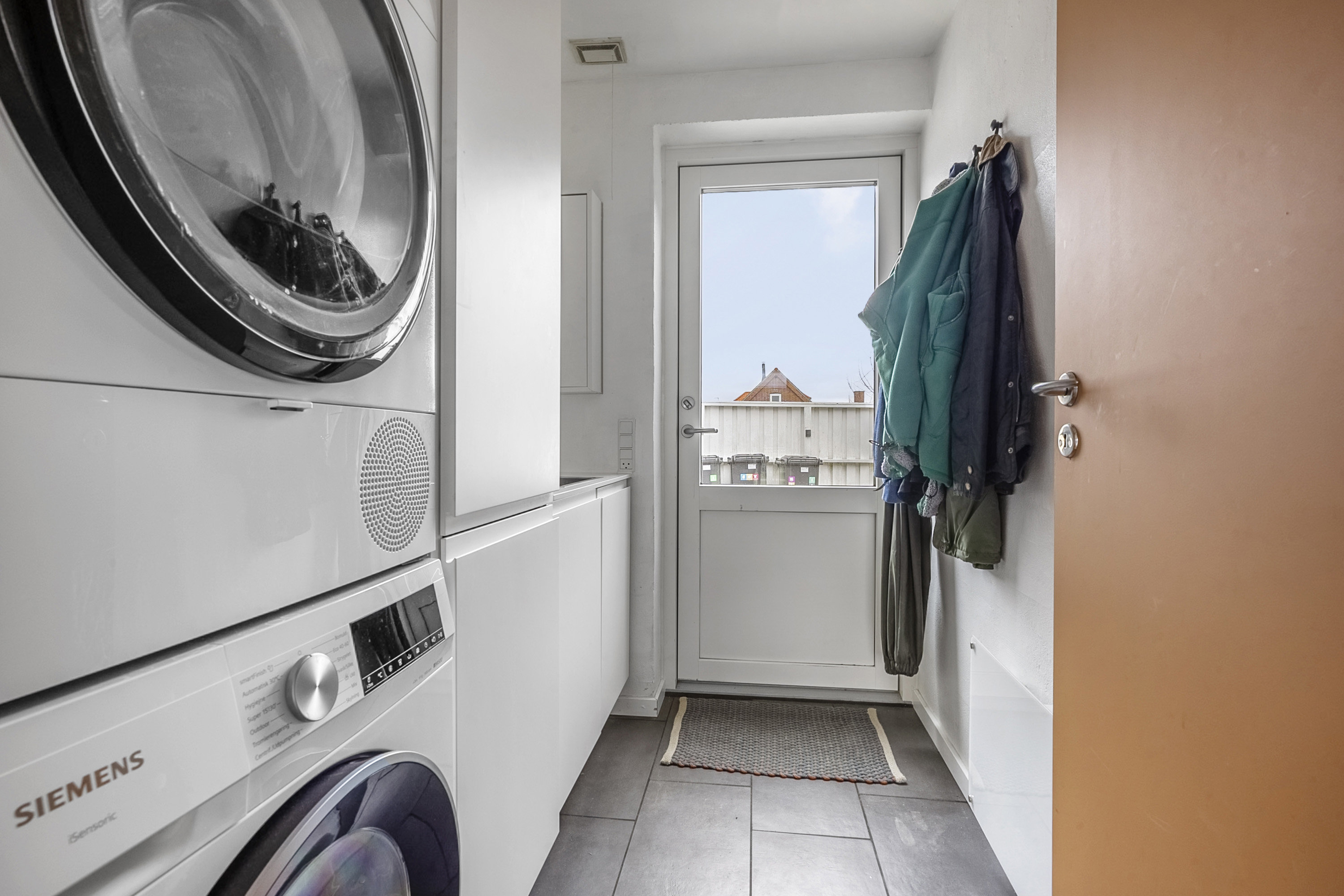 Fremhævet område billede i fuldskærmstilstand. Billede af Skolegade 2A, Hou, 8300 Odder