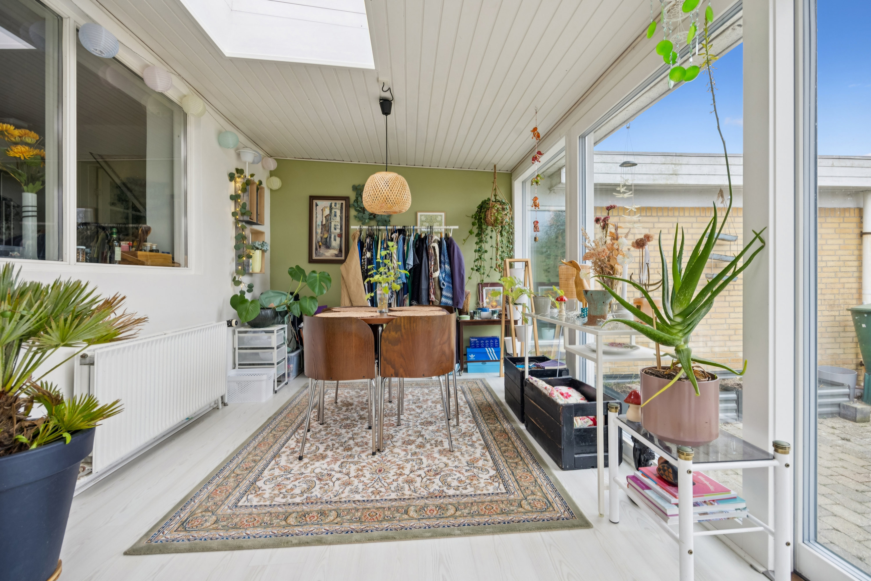 Fremhævet stue billede i fuldskærmstilstand. Billede af Højvangsvej 12, 9400 Nørresundby