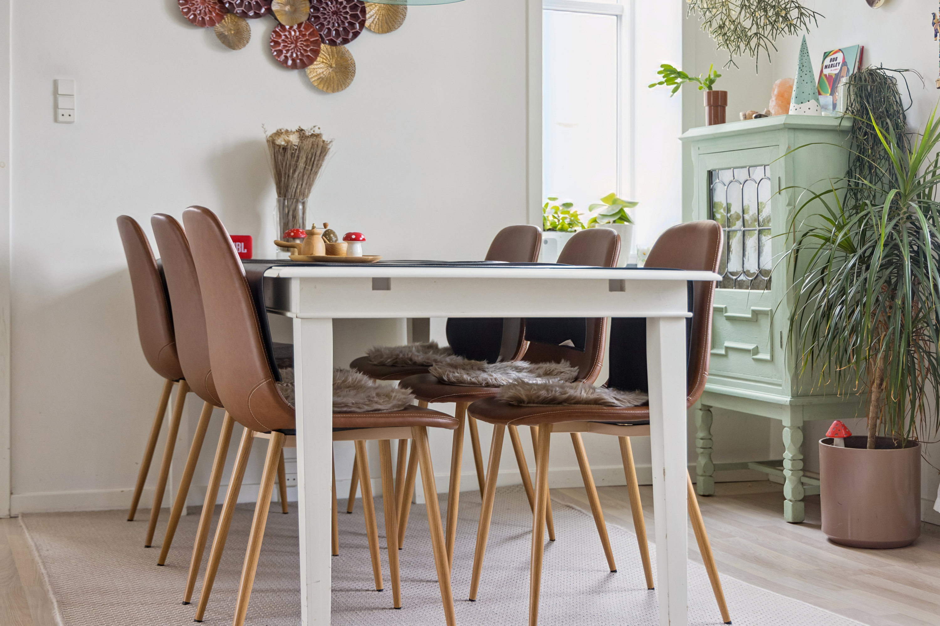 Fremhævet spisestue billede i fuldskærmstilstand. Billede af Højvangsvej 12, 9400 Nørresundby