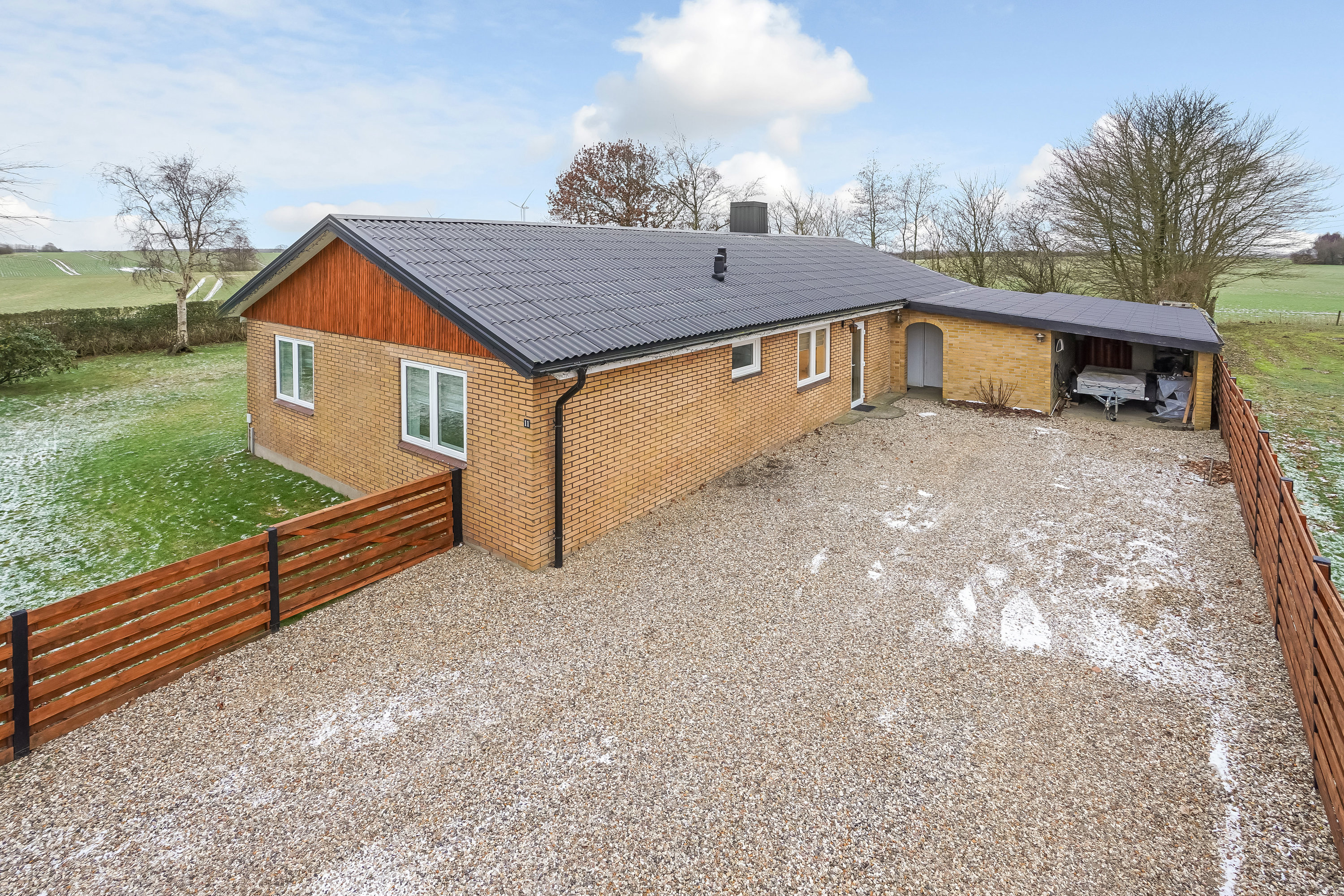 Fremhævet ejendommen billede i fuldskærmstilstand. Billede af Ildvedvej 11, Ildved, 7300 Jelling