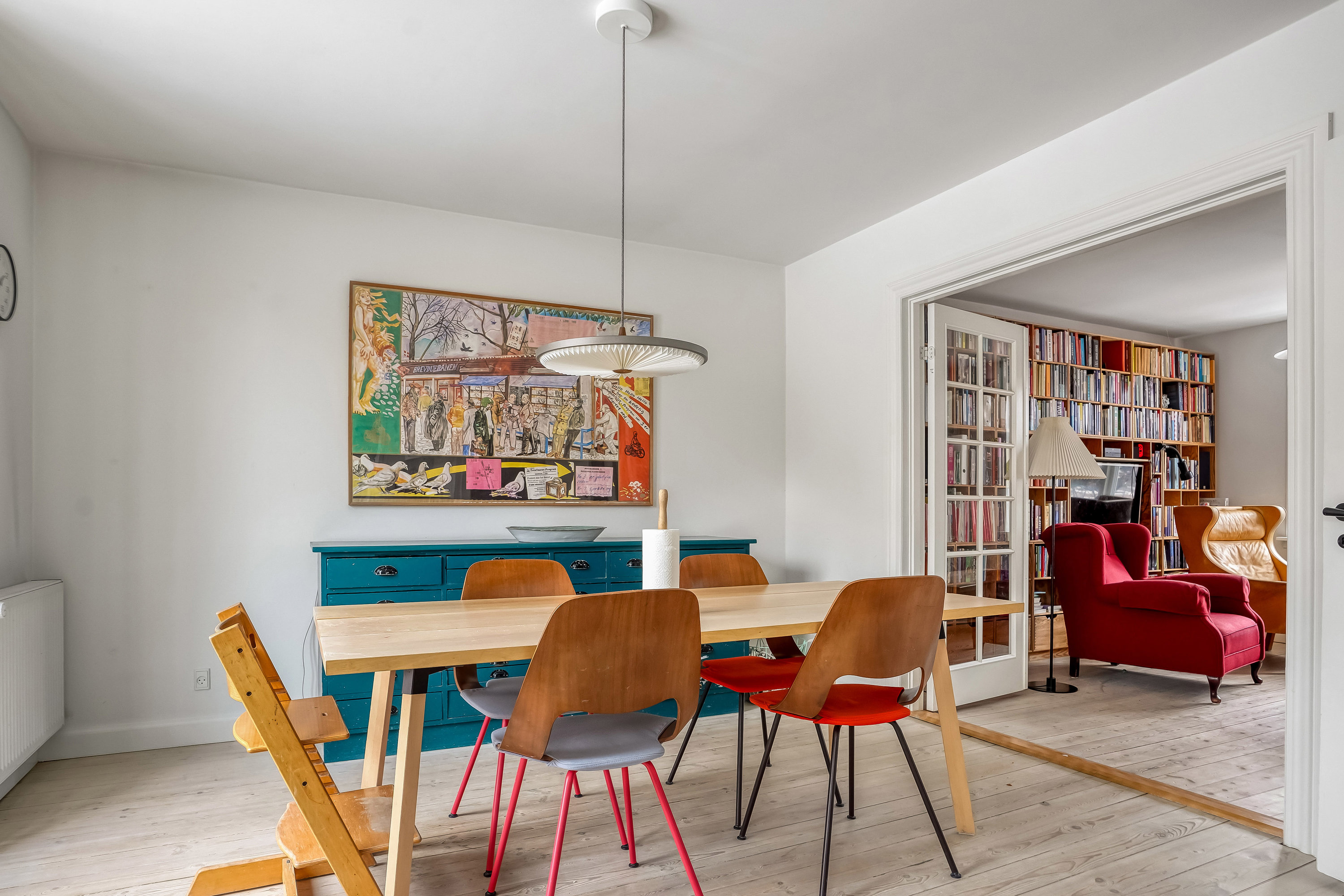 Fremhævet stue billede i fuldskærmstilstand. Billede af Tesdorpfsvej 39, 5000 Odense C