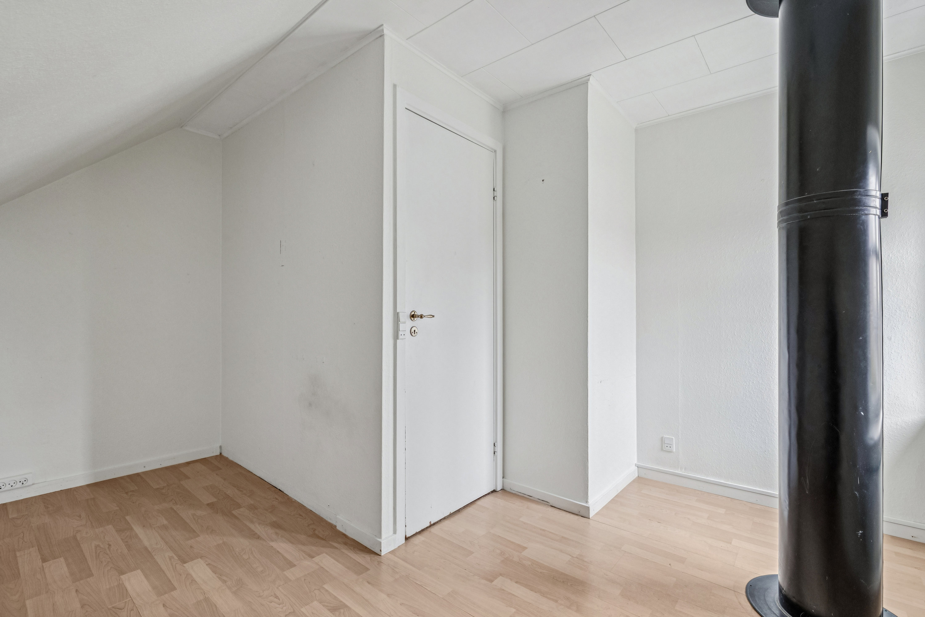 Fremhævet værelse - 1. sal billede i fuldskærmstilstand. Billede af Vidkærvej 14, Nørre Vissing, 8660 Skanderborg