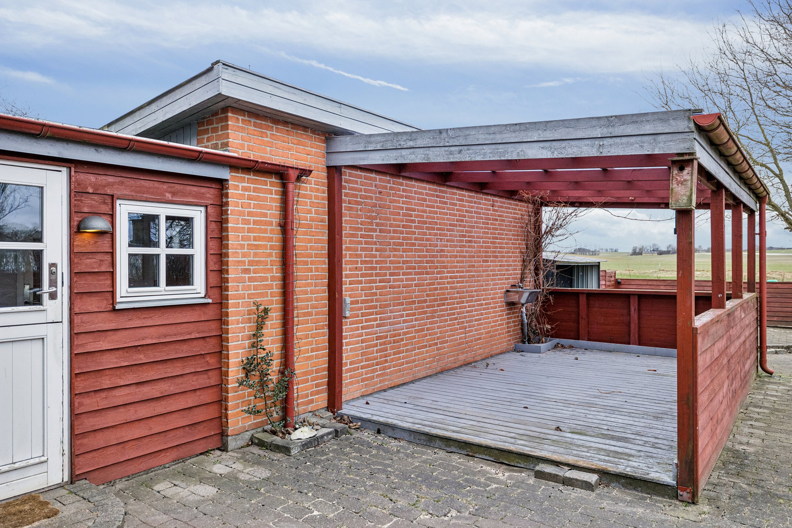 Fremhævet terrasse billede i fuldskærmstilstand. Billede af Vidkærvej 14, Nørre Vissing, 8660 Skanderborg