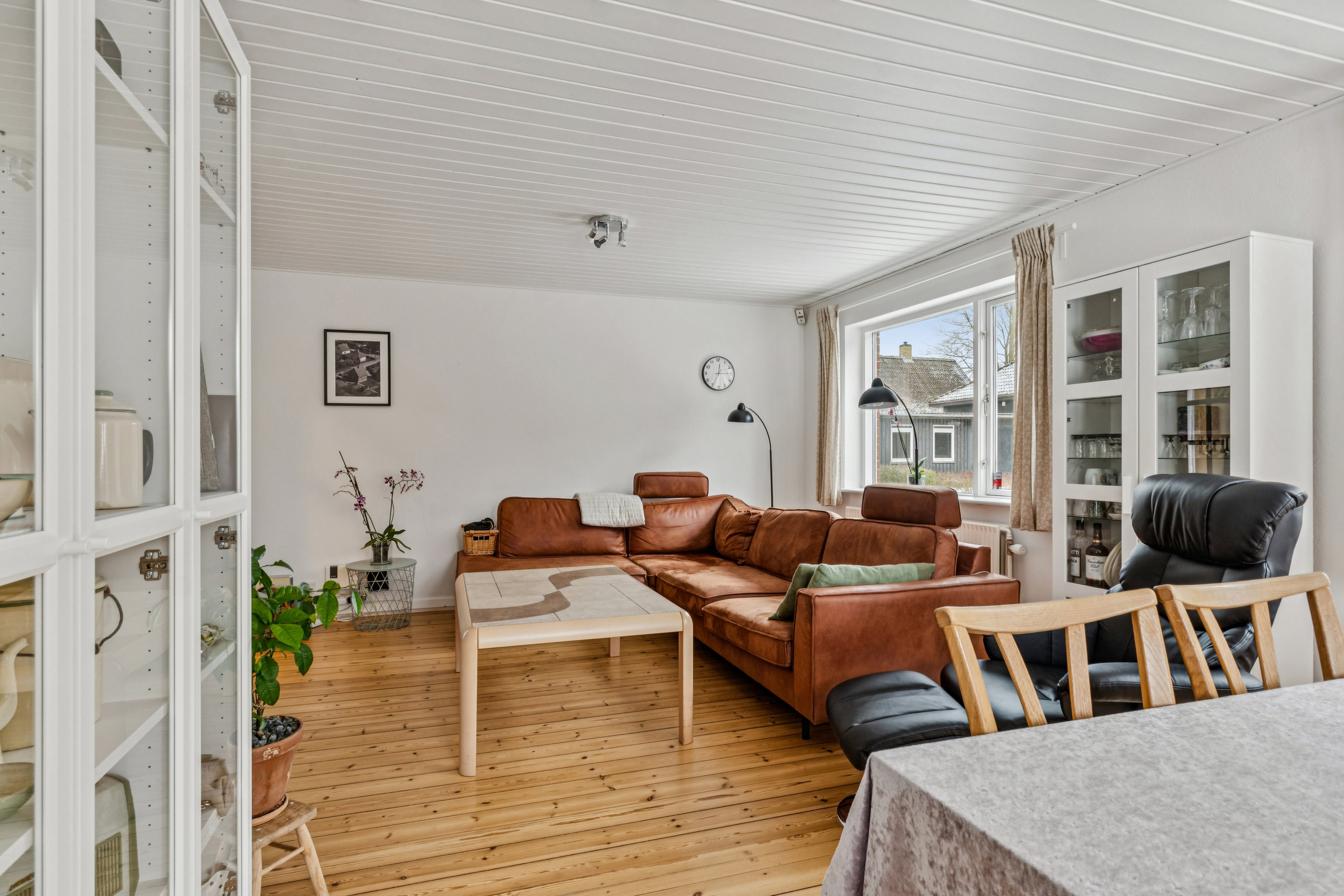 Fremhævet stue billede i fuldskærmstilstand. Billede af Hasselvænget 10, 5620 Glamsbjerg