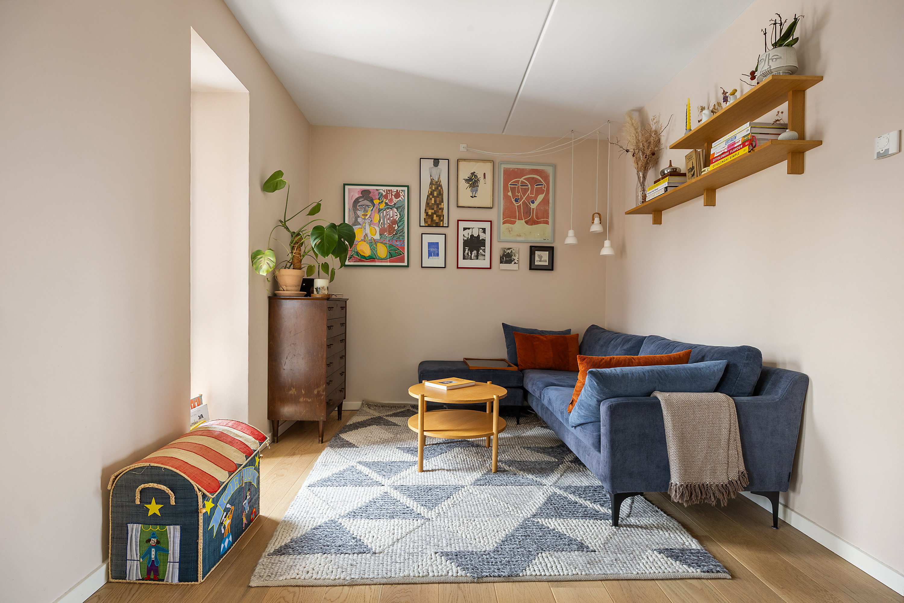 Fremhævet stue billede i fuldskærmstilstand. Billede af Blegdamsvej 30A, 3. th., 2200 København N