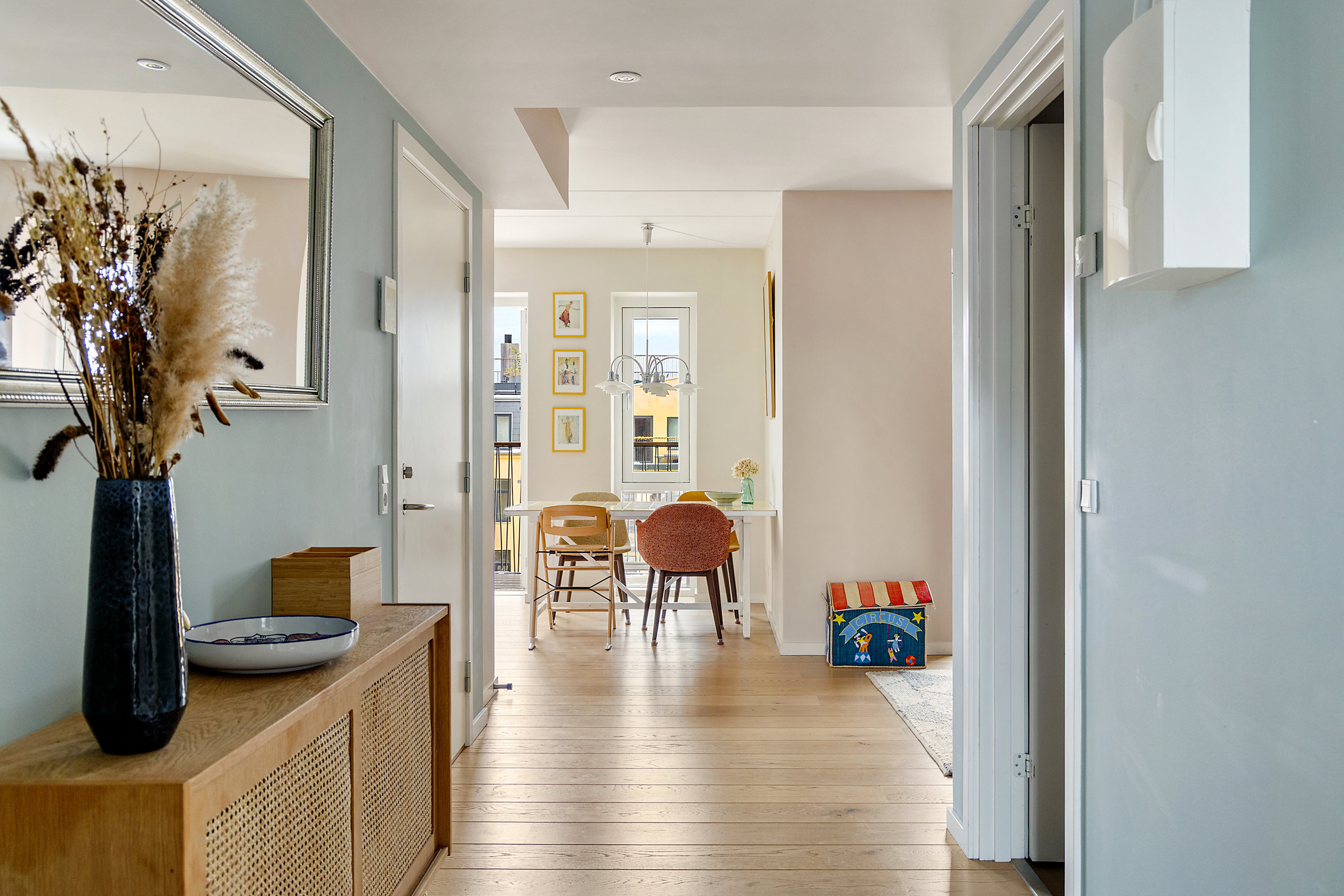 Fremhævet gang billede i fuldskærmstilstand. Billede af Blegdamsvej 30A, 3. th., 2200 København N