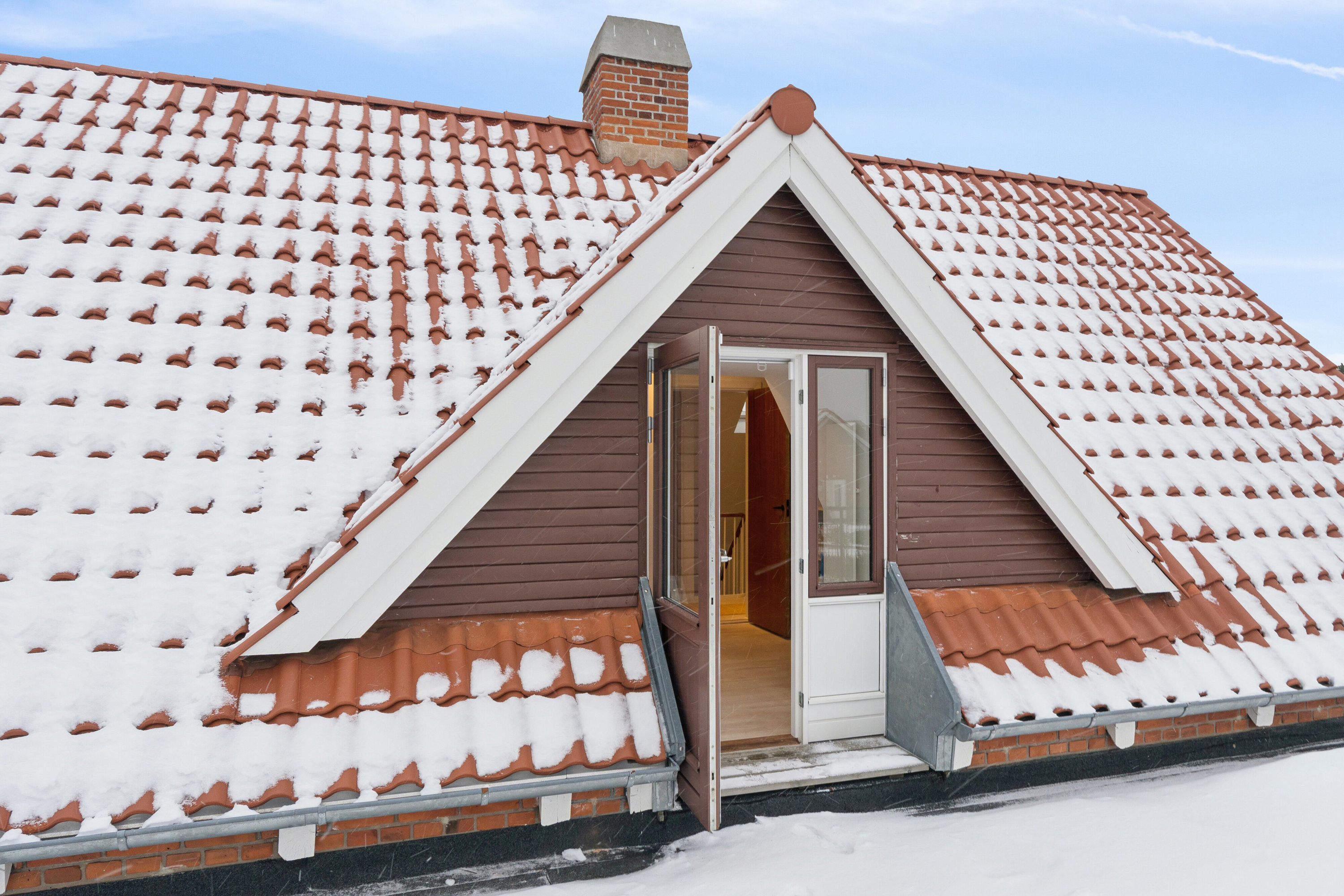 Fremhævet tagterrasse billede i fuldskærmstilstand. Billede af Floradalen 12, 2830 Virum