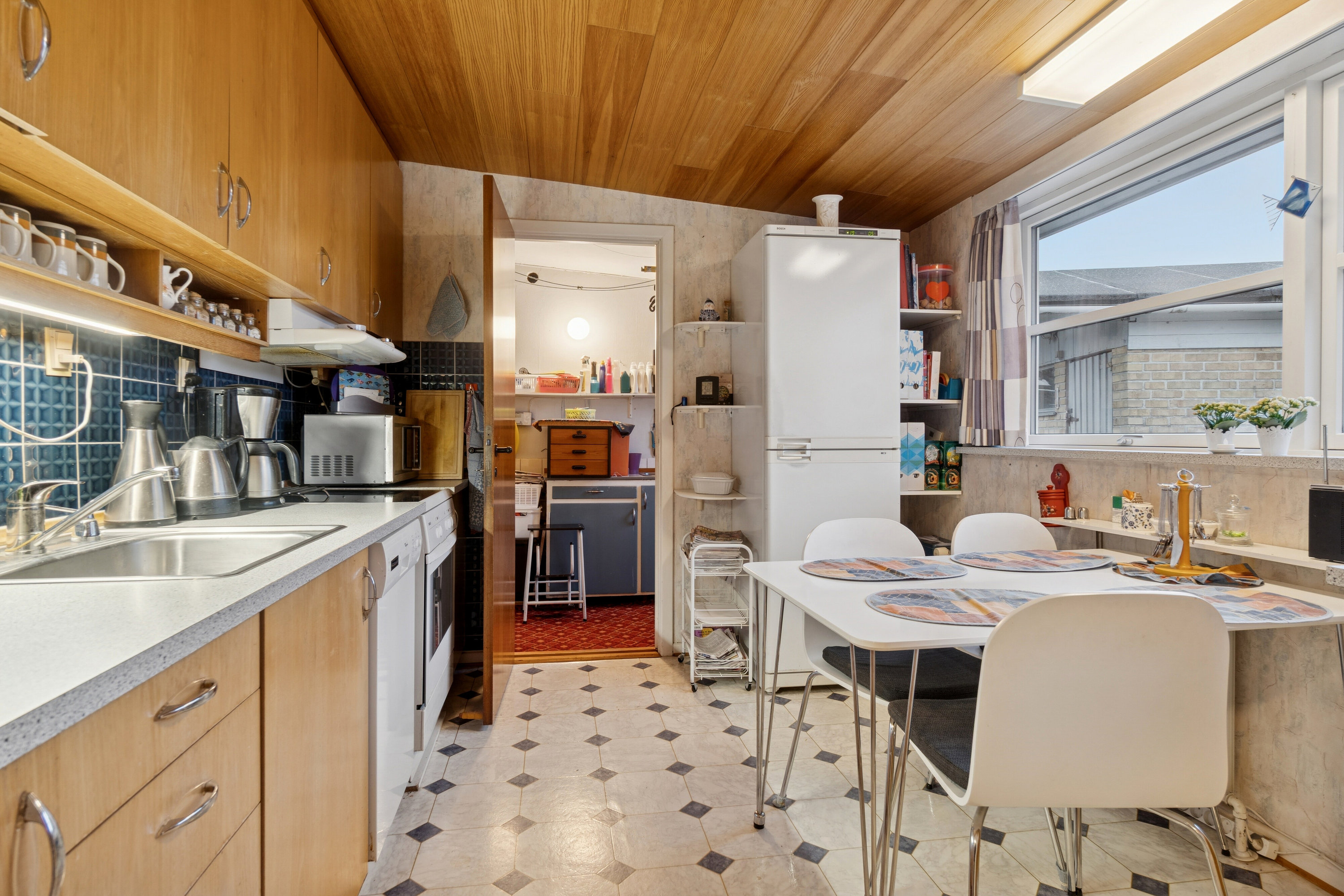 Fremhævet køkken billede i fuldskærmstilstand. Billede af Holmehøj 8, 8270 Højbjerg