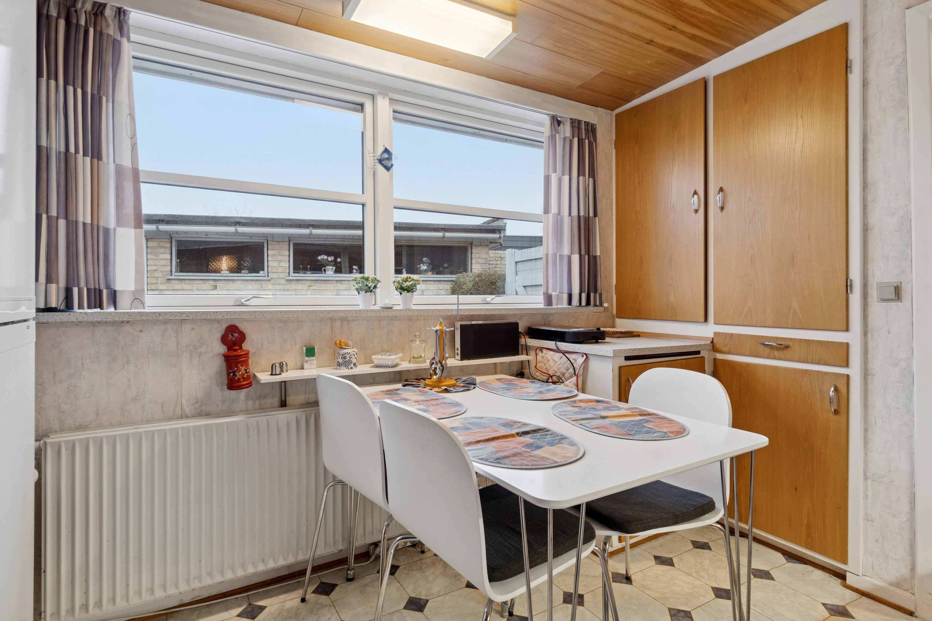 Fremhævet køkken billede i fuldskærmstilstand. Billede af Holmehøj 8, 8270 Højbjerg