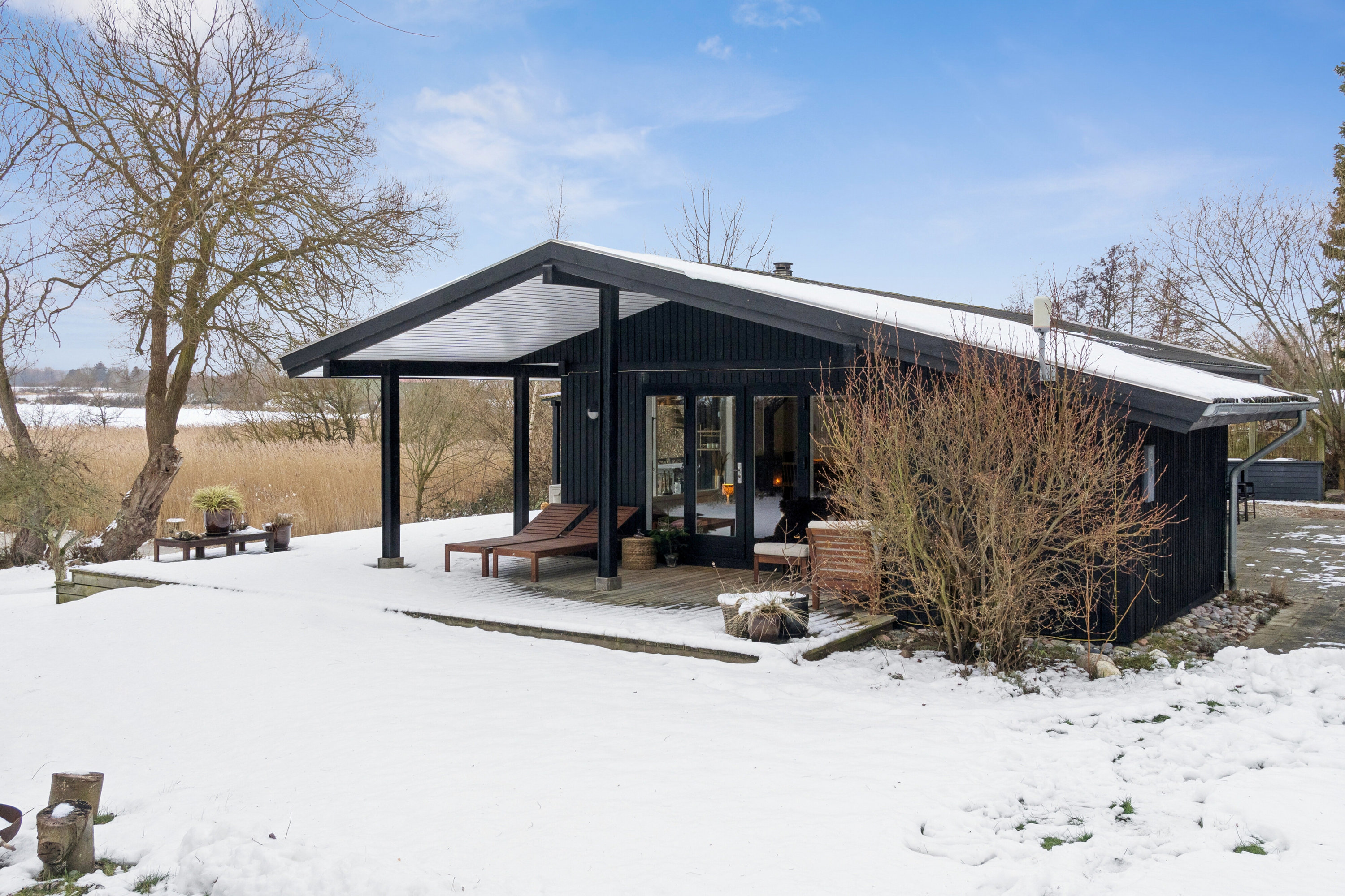 Fremhævet set fra haven billede i fuldskærmstilstand. Billede af Laxtonvej 28, Fredmose, 5932 Humble