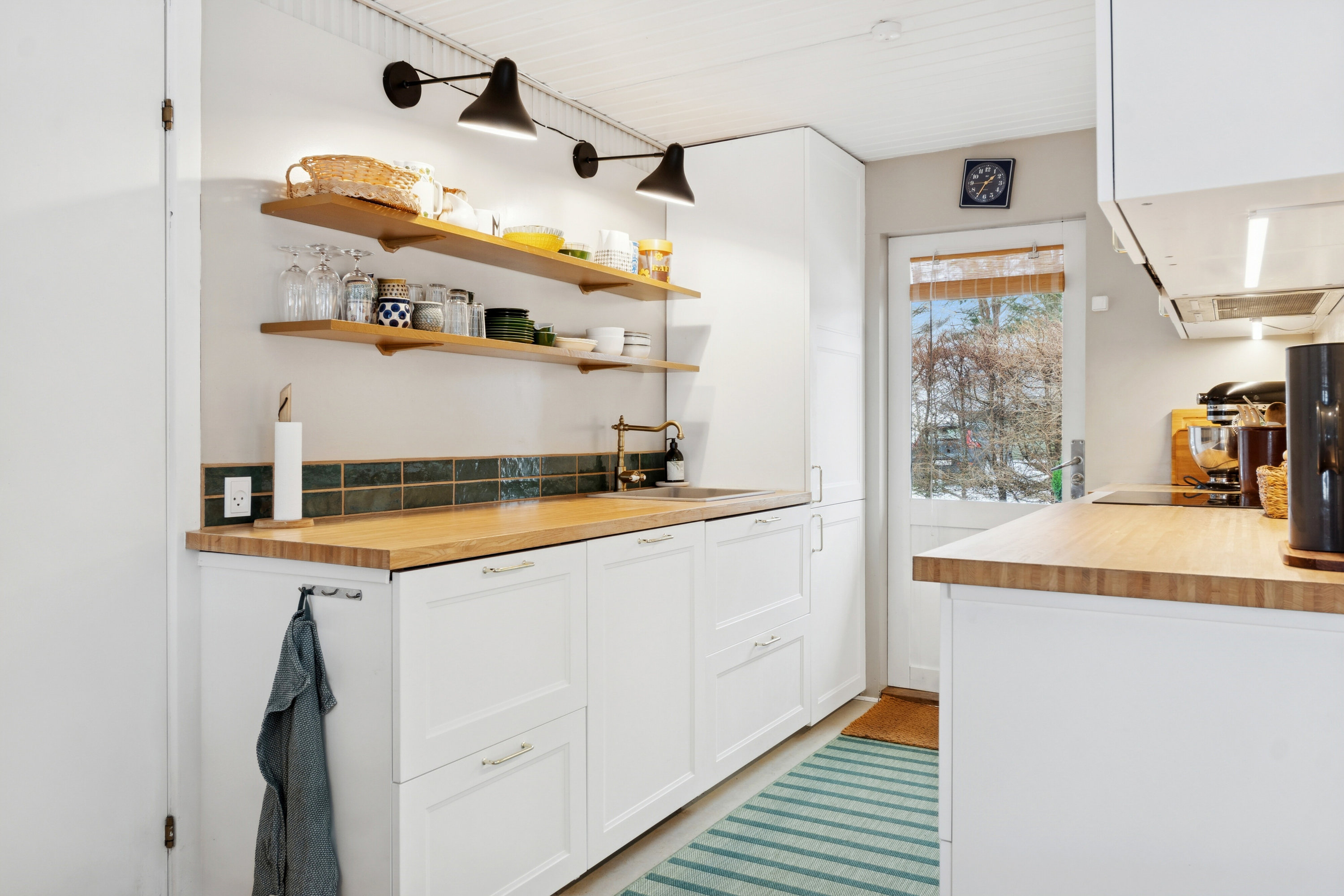 Fremhævet køkken billede i fuldskærmstilstand. Billede af Laxtonvej 28, Fredmose, 5932 Humble