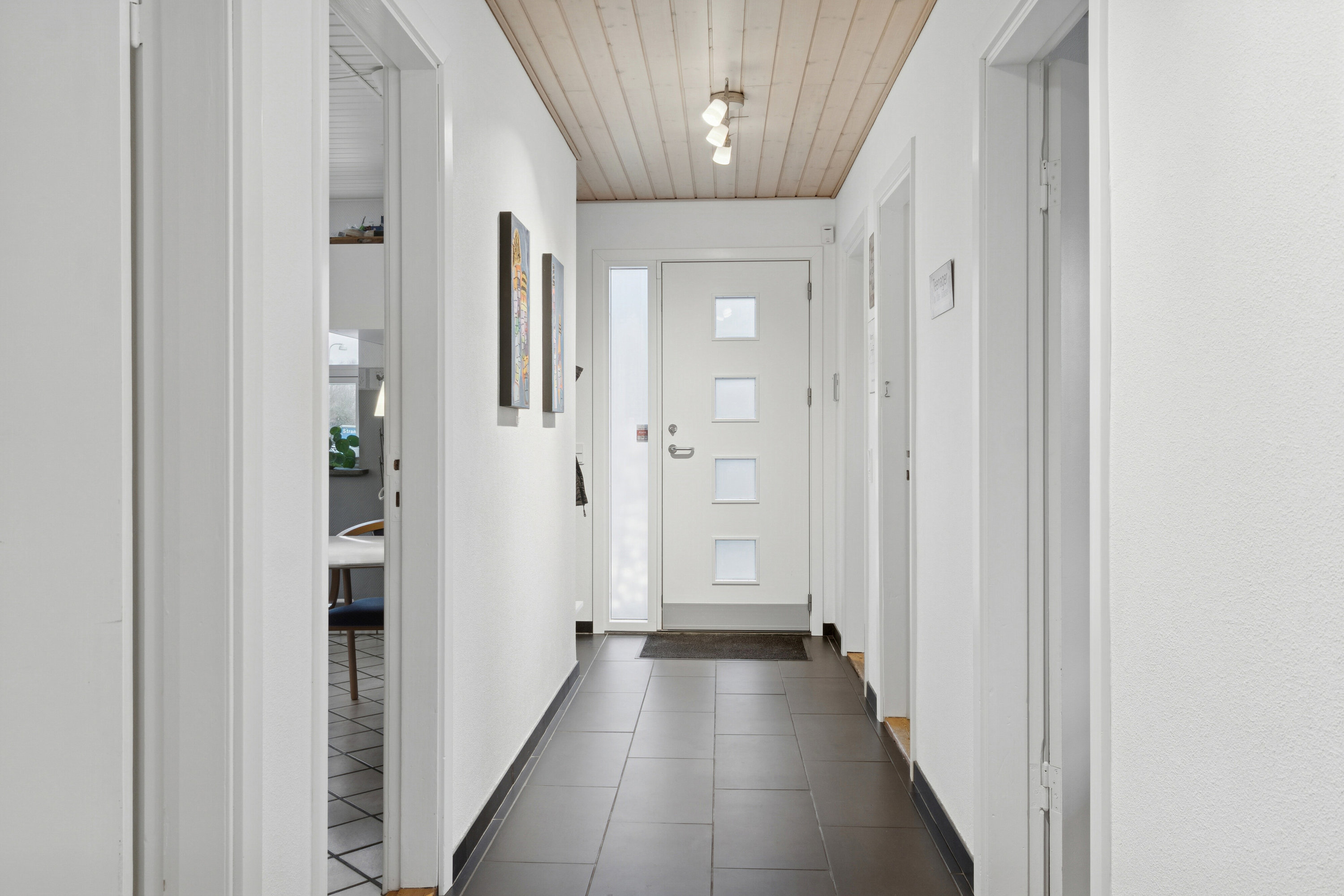 Fremhævet gang billede i fuldskærmstilstand. Billede af Strandvejen 145, Hejninge, 4200 Slagelse