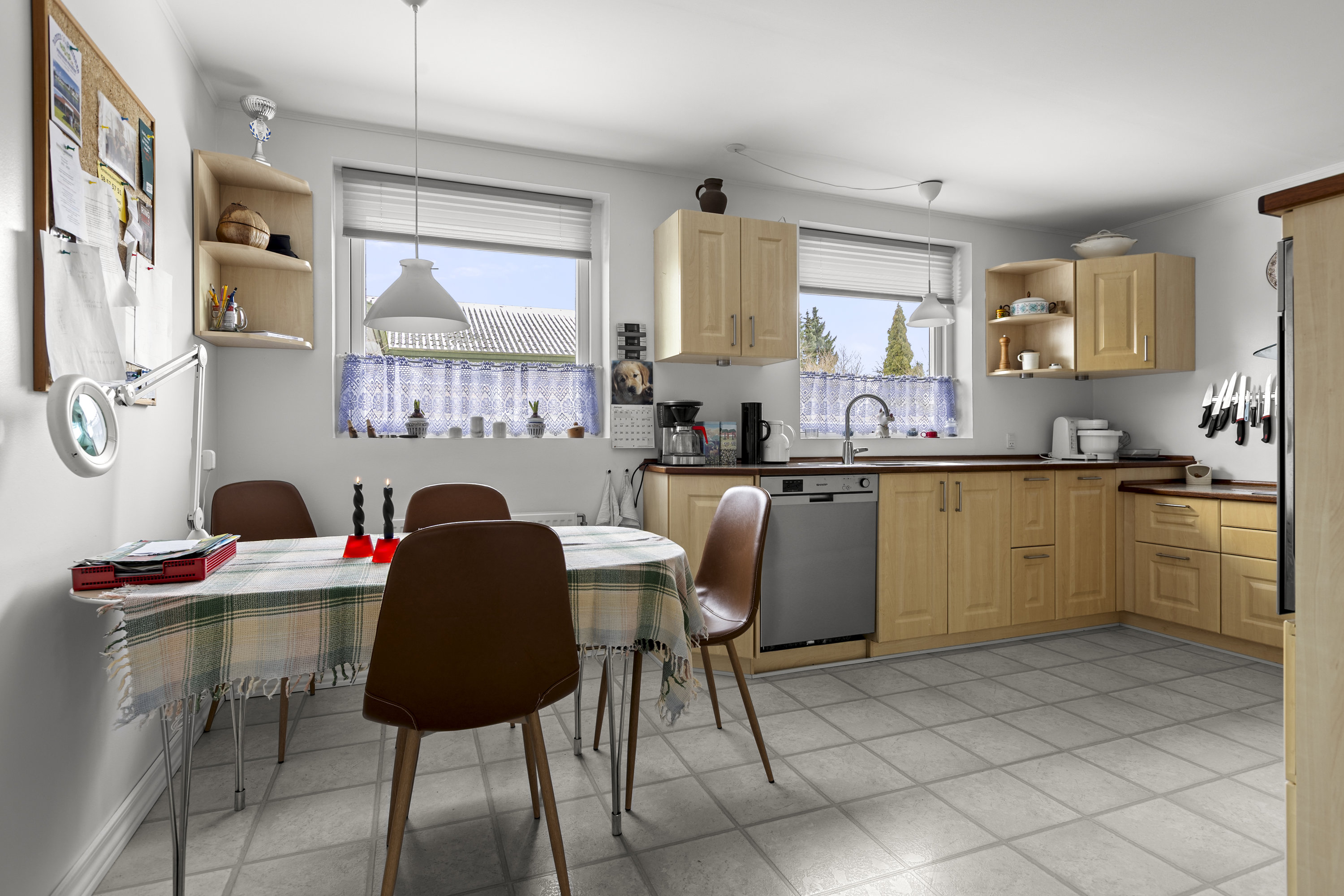 Fremhævet køkken billede i fuldskærmstilstand. Billede af Vibevej 10, 4295 Stenlille