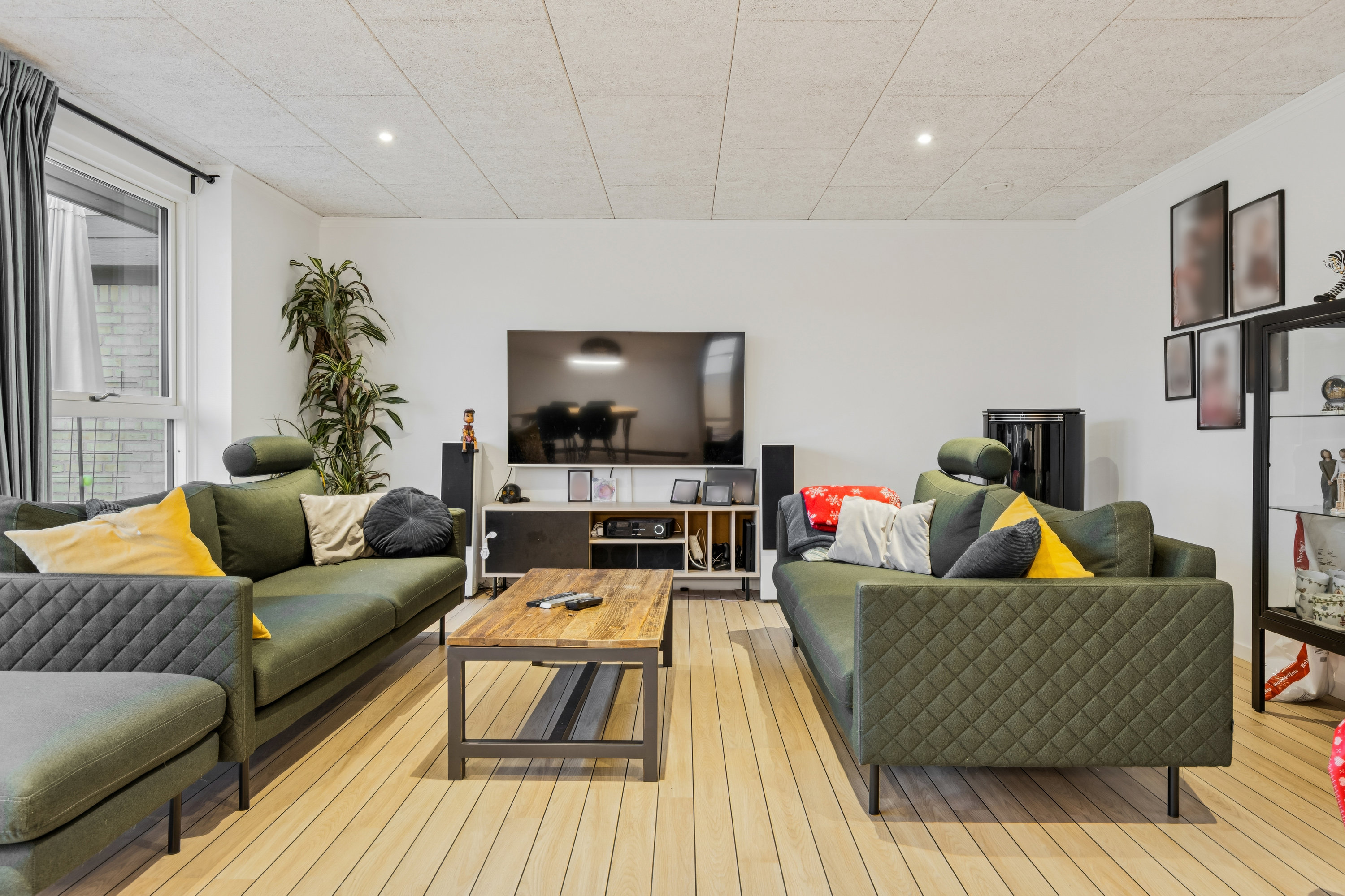 Fremhævet stue billede i fuldskærmstilstand. Billede af Vesterbjergvej 22, 4460 Snertinge