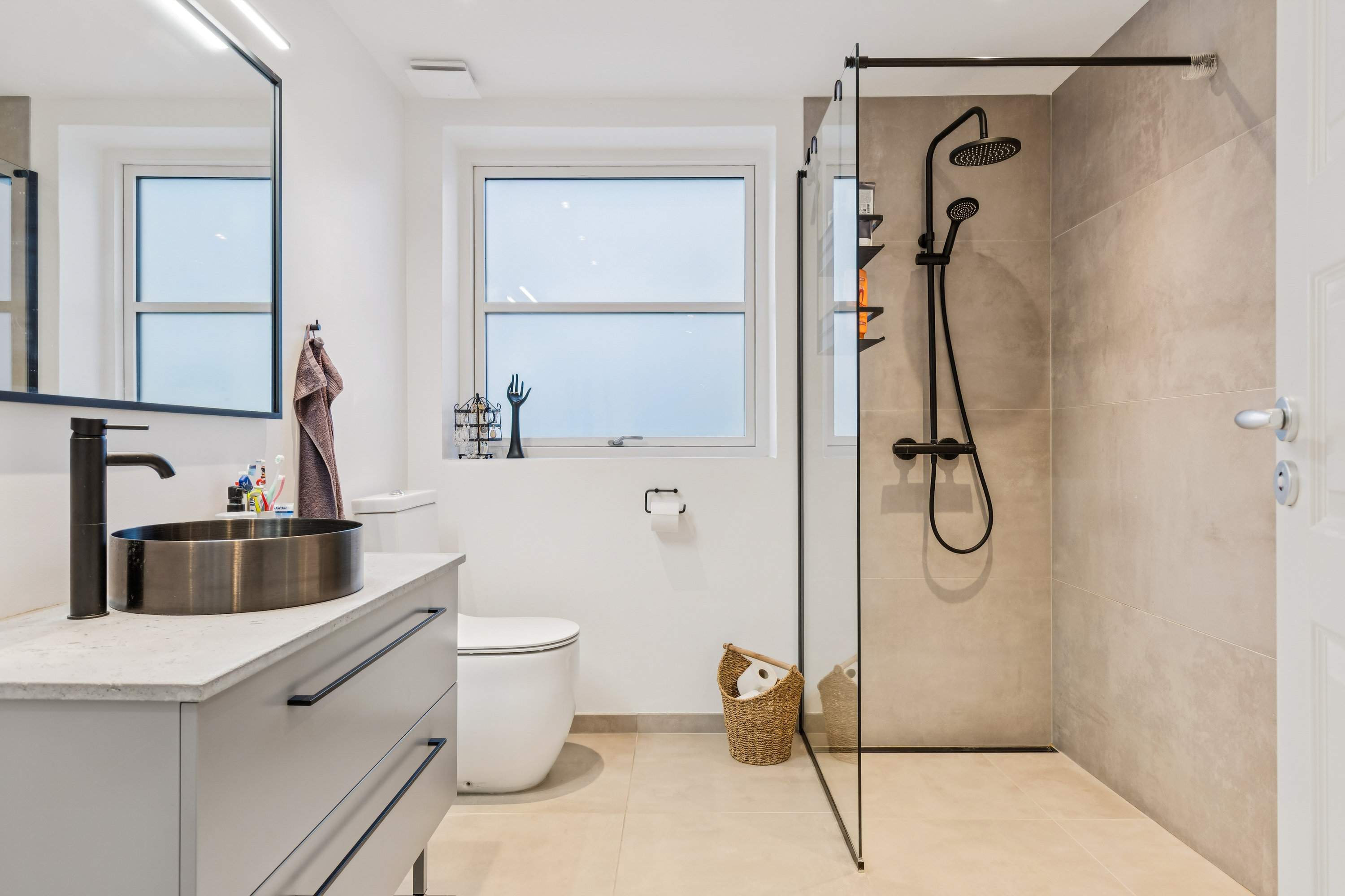 Fremhævet badeværelse billede i fuldskærmstilstand. Billede af Vesterbjergvej 22, 4460 Snertinge