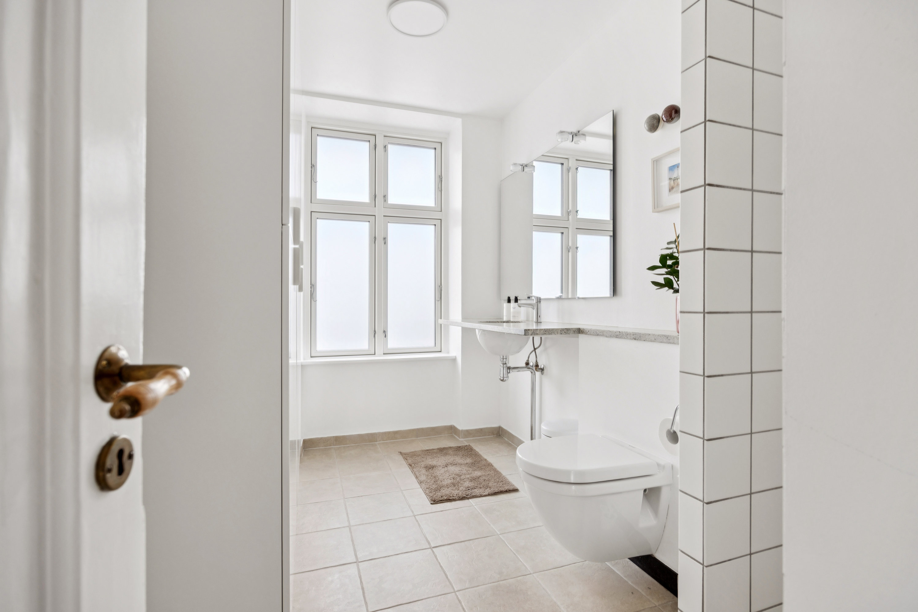 Fremhævet badeværelse billede i fuldskærmstilstand. Billede af Kong Georgs Vej 4, 3. tv., 2000 Frederiksberg