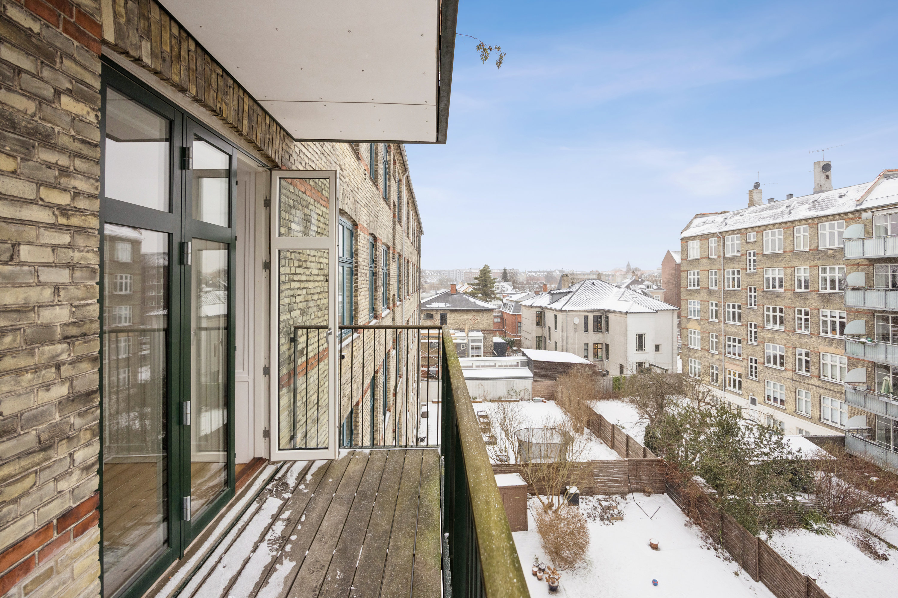 Fremhævet andet billede i fuldskærmstilstand. Billede af Kong Georgs Vej 4, 3. tv., 2000 Frederiksberg