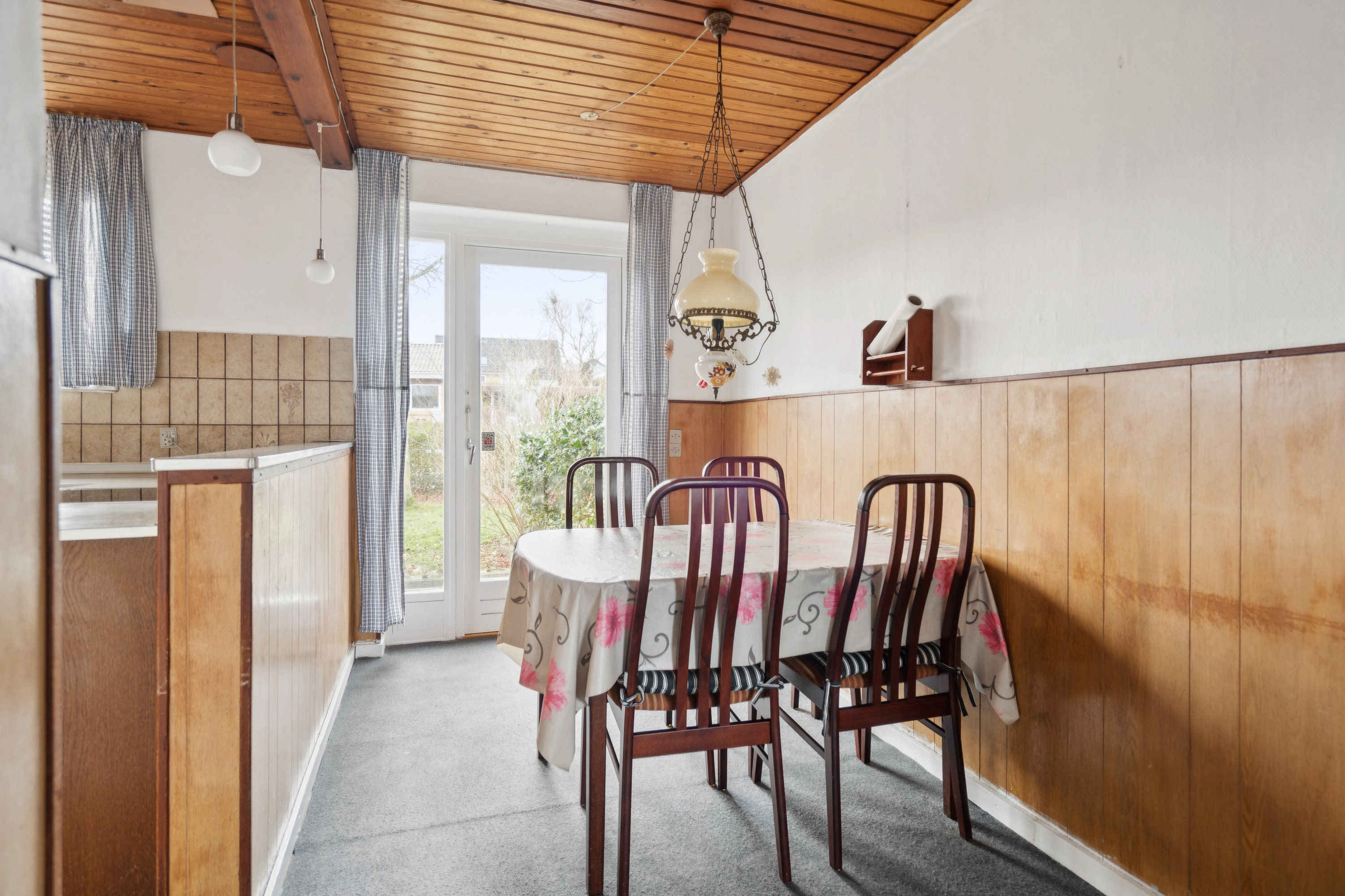 Fremhævet køkken billede i fuldskærmstilstand. Billede af Irisvej 22, Åbyen, 9850 Hirtshals