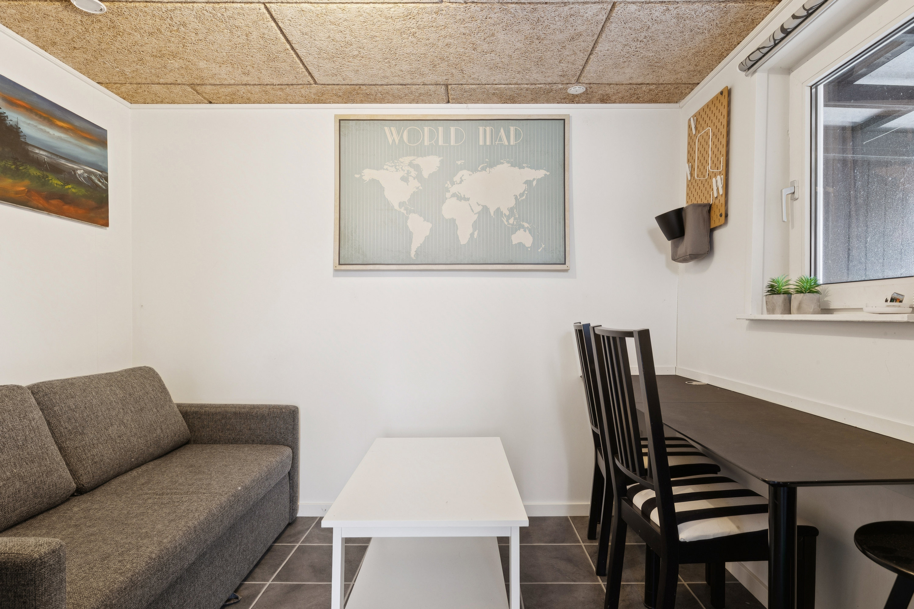 Fremhævet stue billede i fuldskærmstilstand. Billede af Fjordbakken 51, Hadsund Syd, 9560 Hadsund