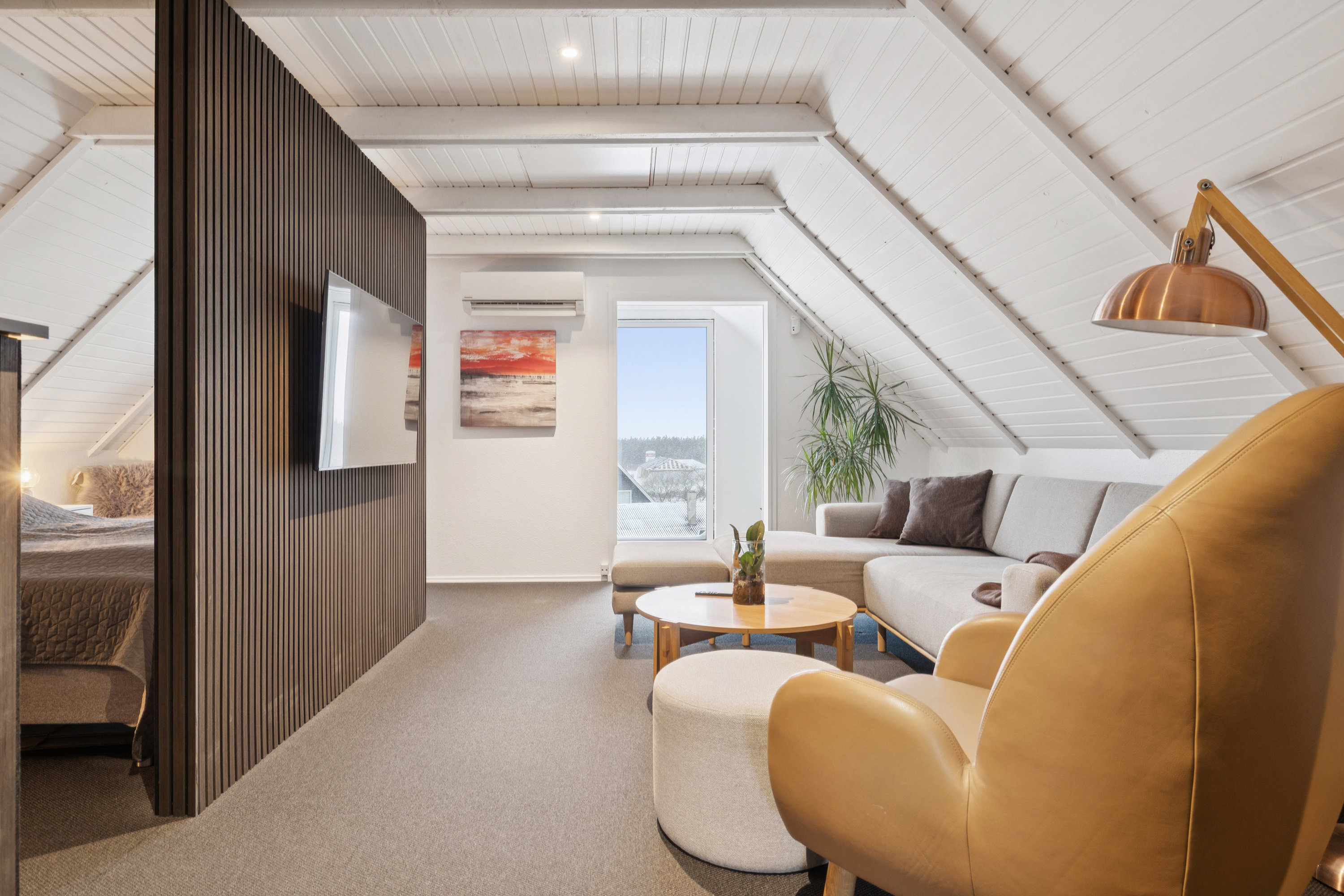 Fremhævet stue billede i fuldskærmstilstand. Billede af Fjordbakken 51, Hadsund Syd, 9560 Hadsund