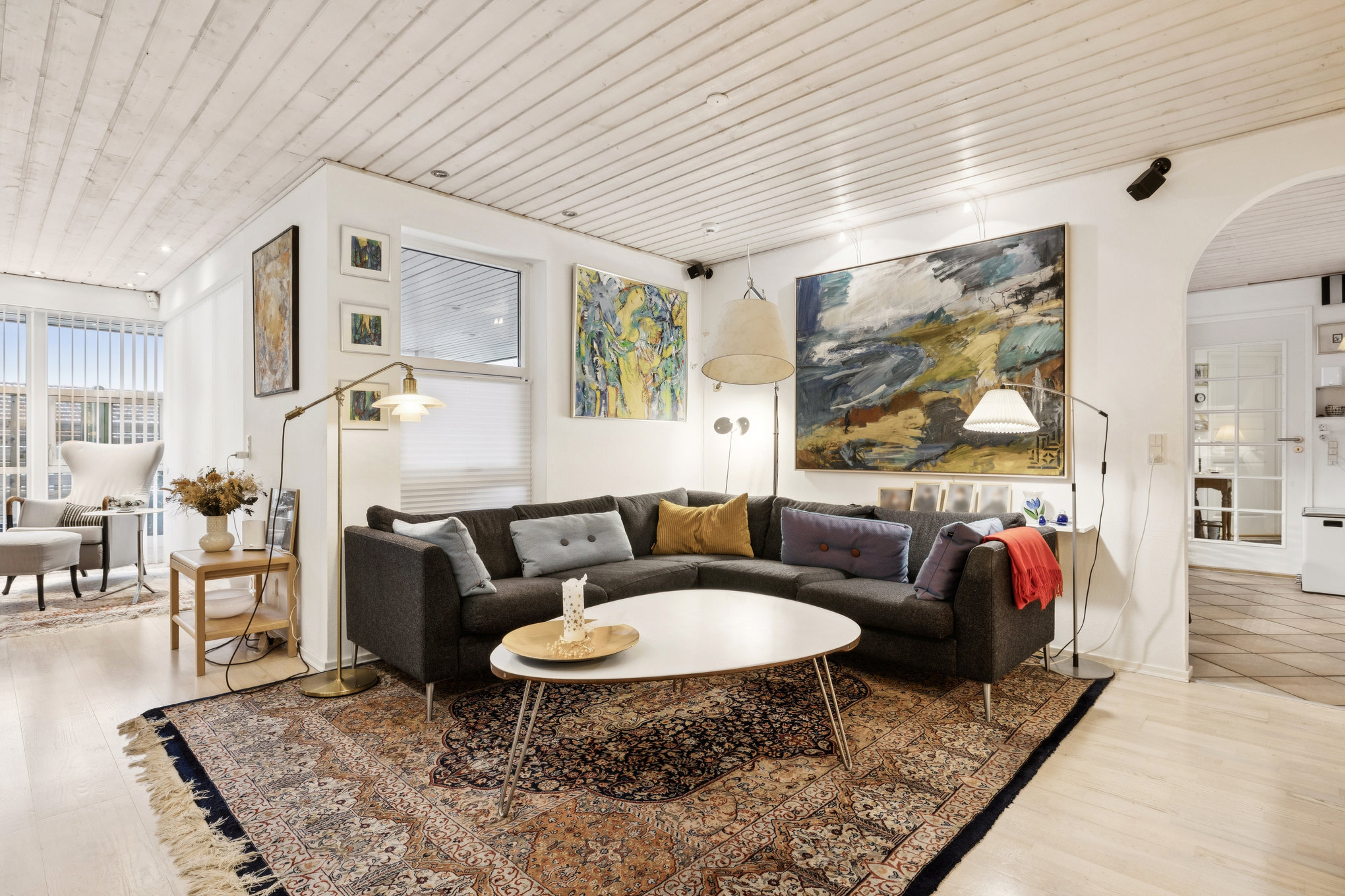 Fremhævet stue billede i fuldskærmstilstand. Billede af Oksevej 2, 8960 Randers SØ