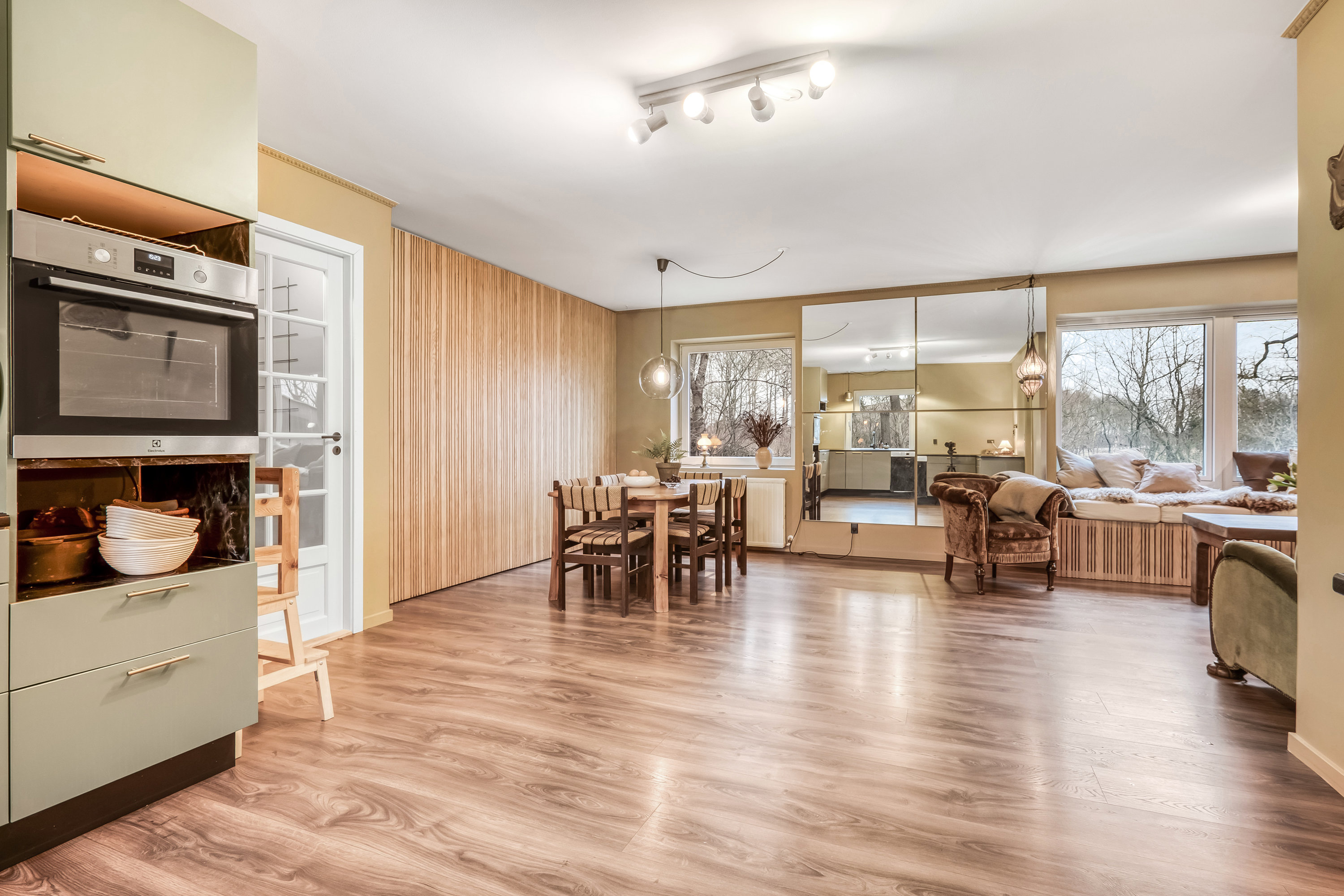 Fremhævet køkken alrum billede i fuldskærmstilstand. Billede af Vilhelmsborgvej 3, 7500 Holstebro