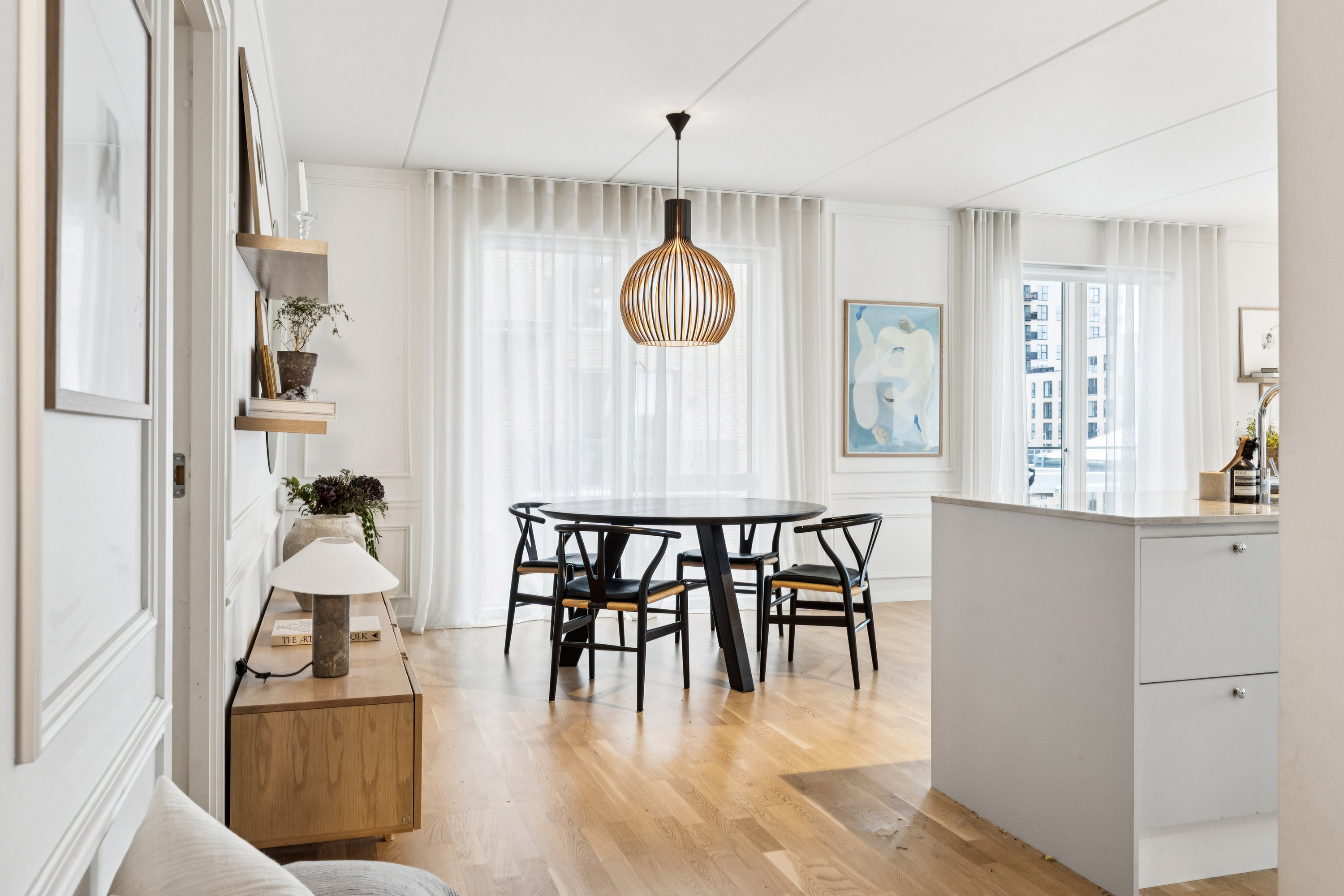 Fremhævet  billede i fuldskærmstilstand. Billede af Paradisæblevej 24, 2. tv., 2500 Valby