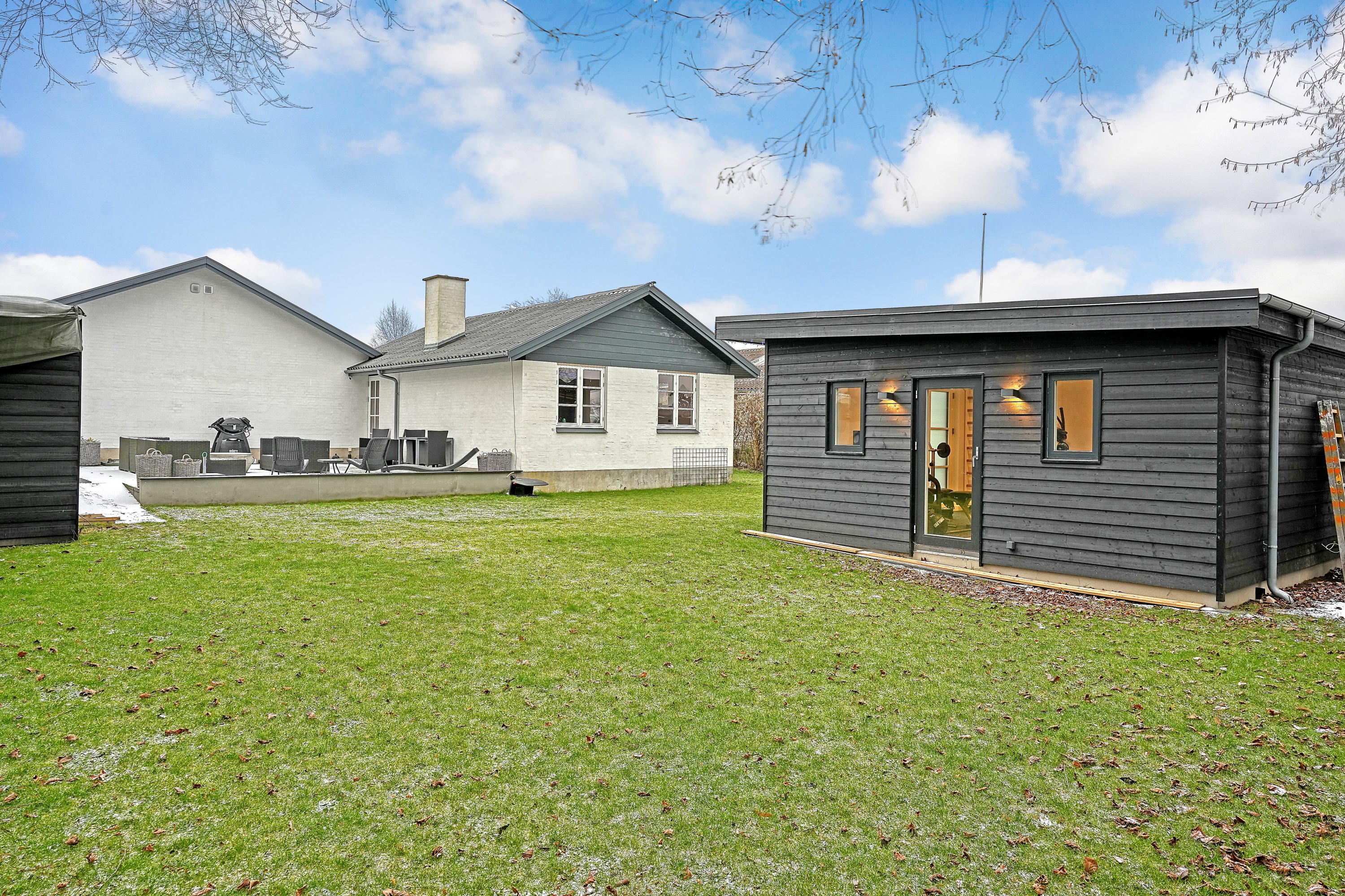 Fremhævet have billede i fuldskærmstilstand. Billede af Nørrevej 5, 2690 Karlslunde