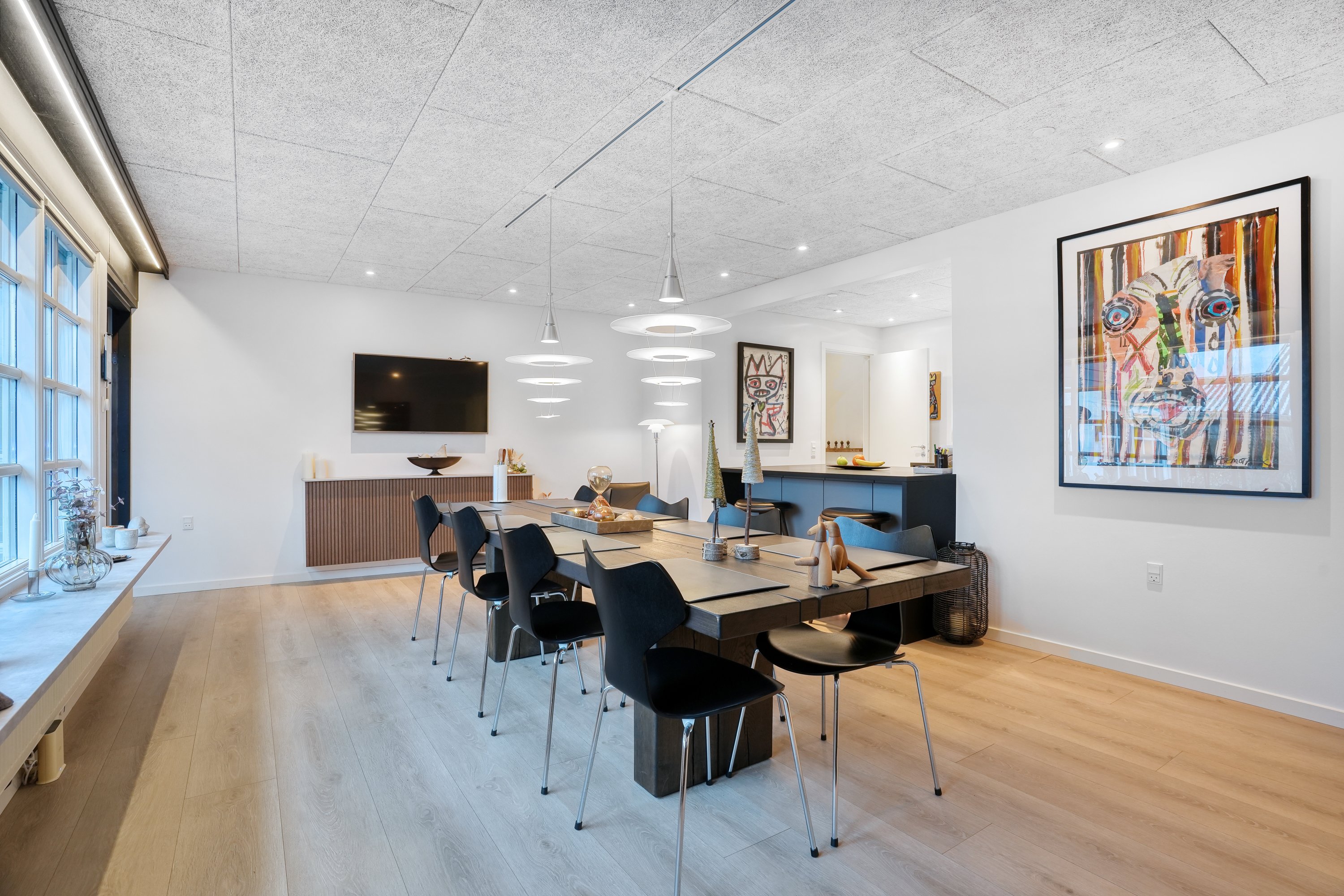 Fremhævet spisestue billede i fuldskærmstilstand. Billede af Nørrevej 5, 2690 Karlslunde