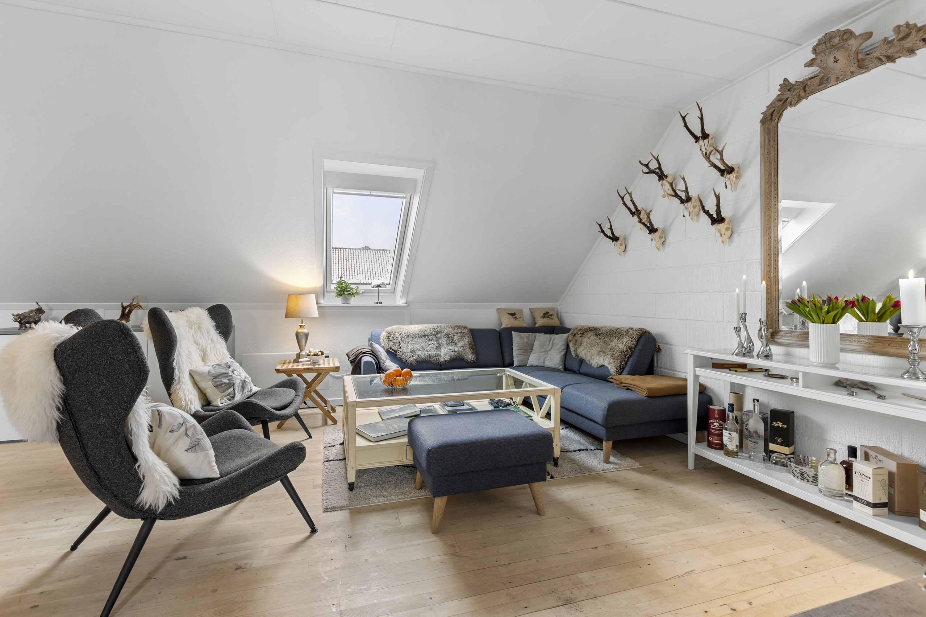 Fremhævet stue billede i fuldskærmstilstand. Billede af Søndergade 27, 2. th., 4180 Sorø