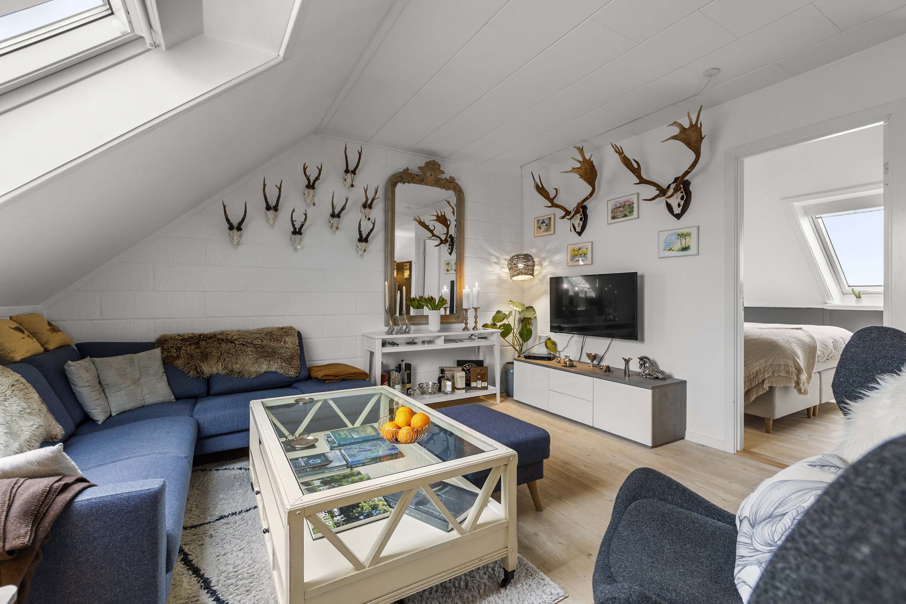 Fremhævet stue billede i fuldskærmstilstand. Billede af Søndergade 27, 2. th., 4180 Sorø